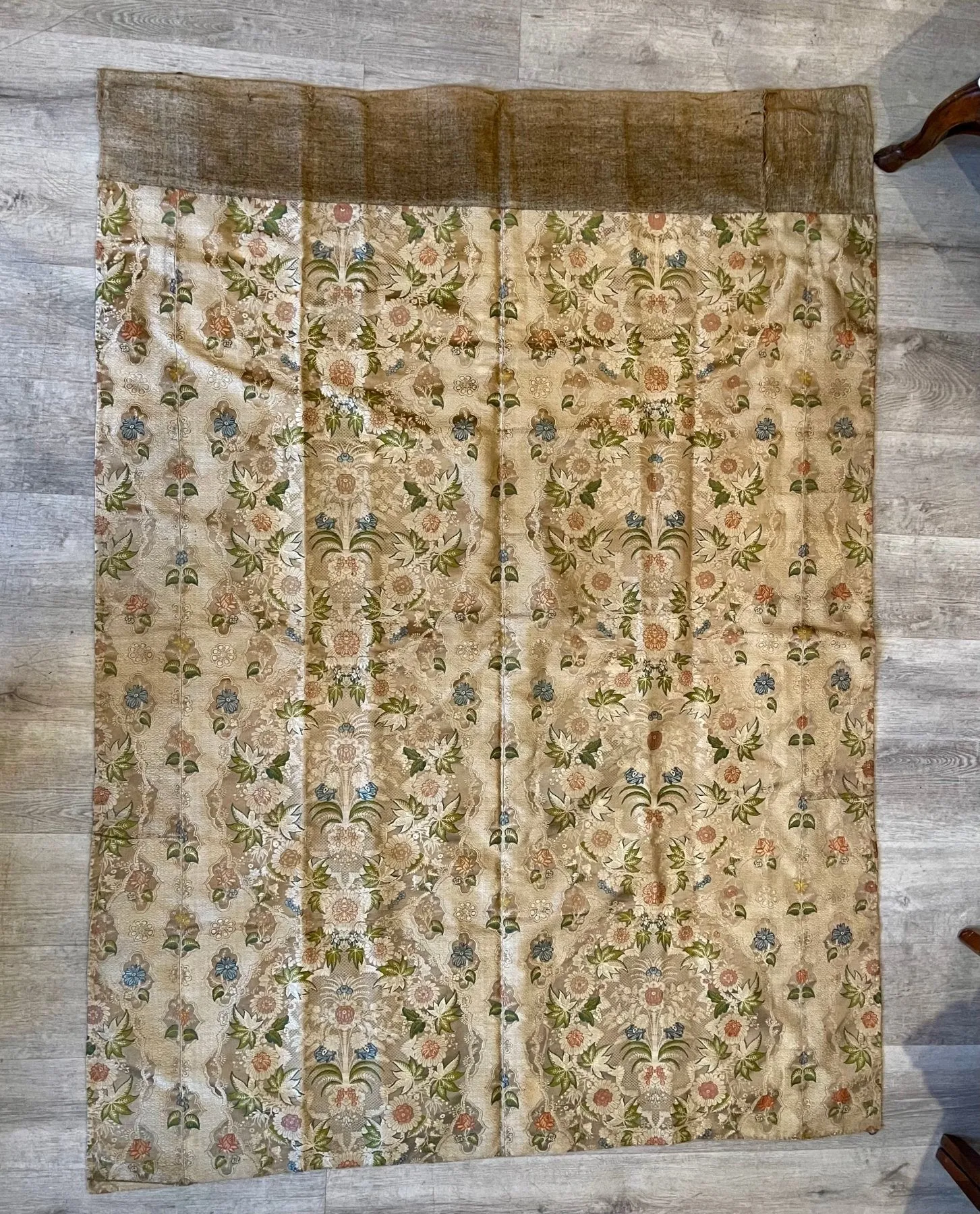 18th Century French Silk Hanging, Late Louis XV