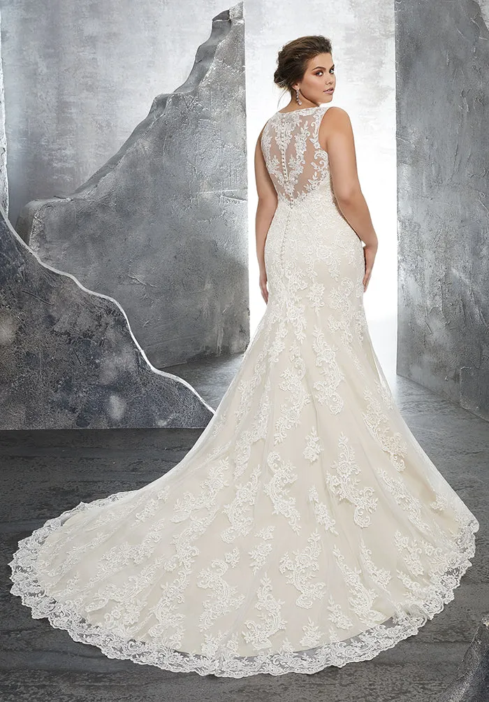 2018 Plus Size Lace Mermaid Wedding Dresses with Bateau Neckline