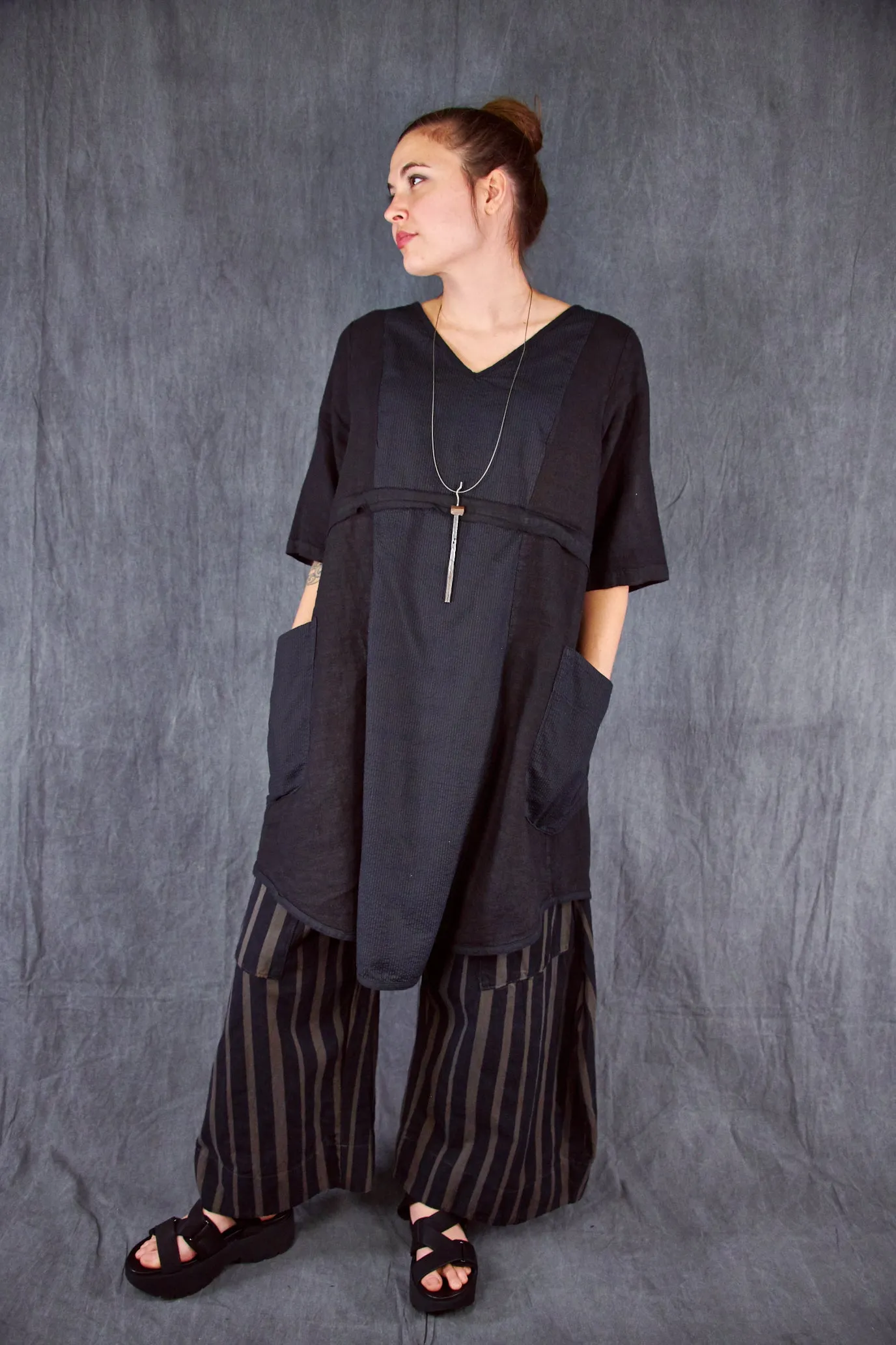 2240 Heart and Soul Tunic Black-U