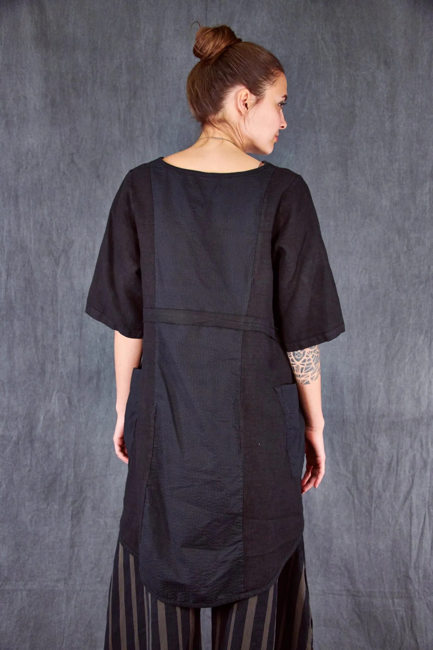 2240 Heart and Soul Tunic Black-U