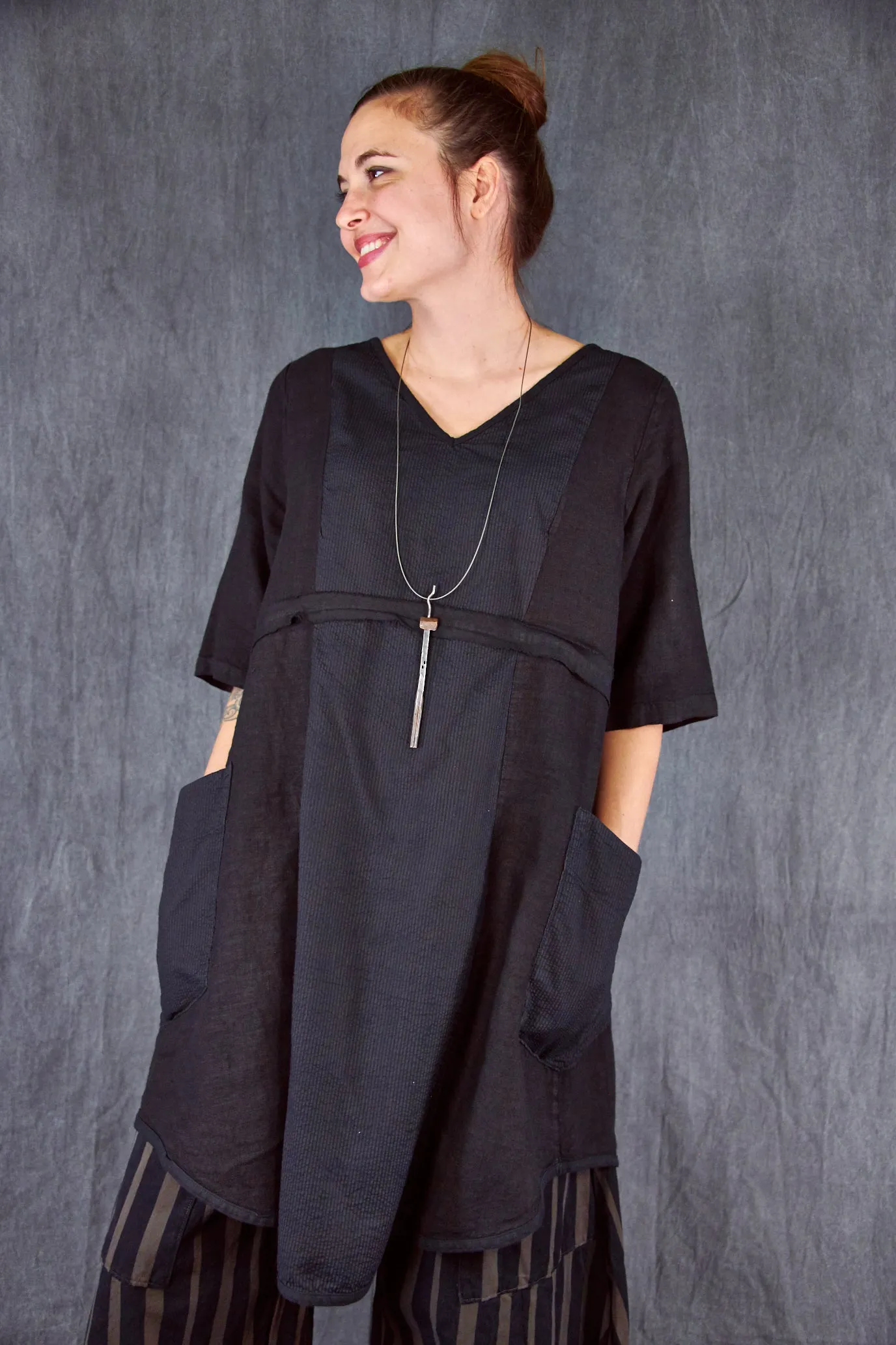 2240 Heart and Soul Tunic Black-U