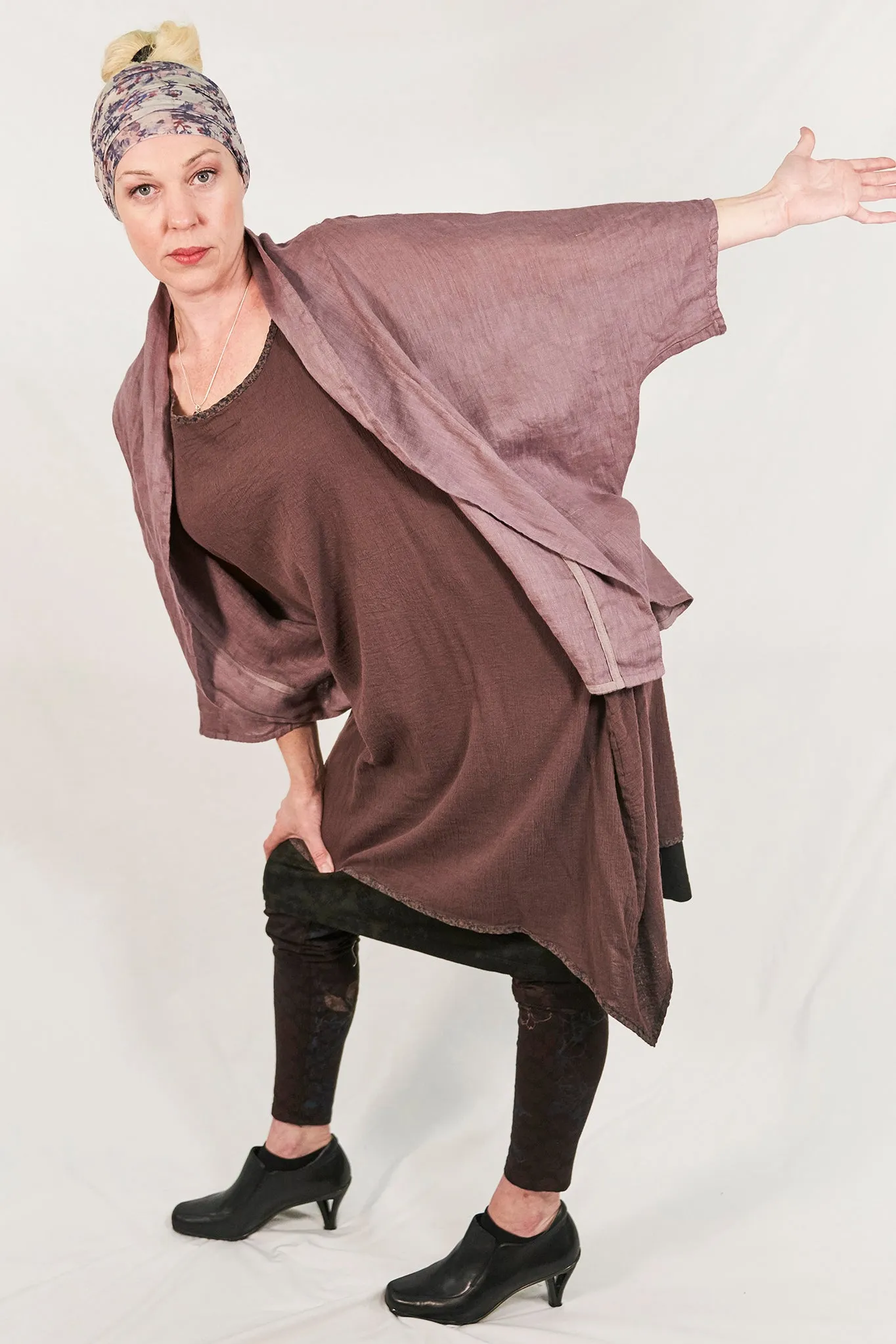 5230-Linen Boxy Cardi Plum Haze-Deep Earthy Tones Tree of Life-P