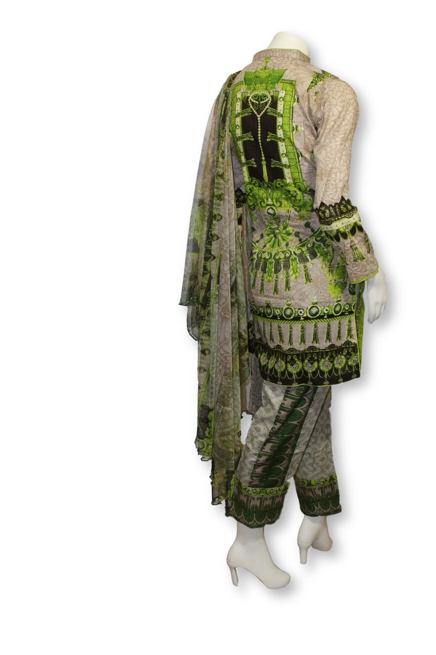 A18 Pakistani Indian Fine Design 3 Pcs Embroidered  Lawn Suit