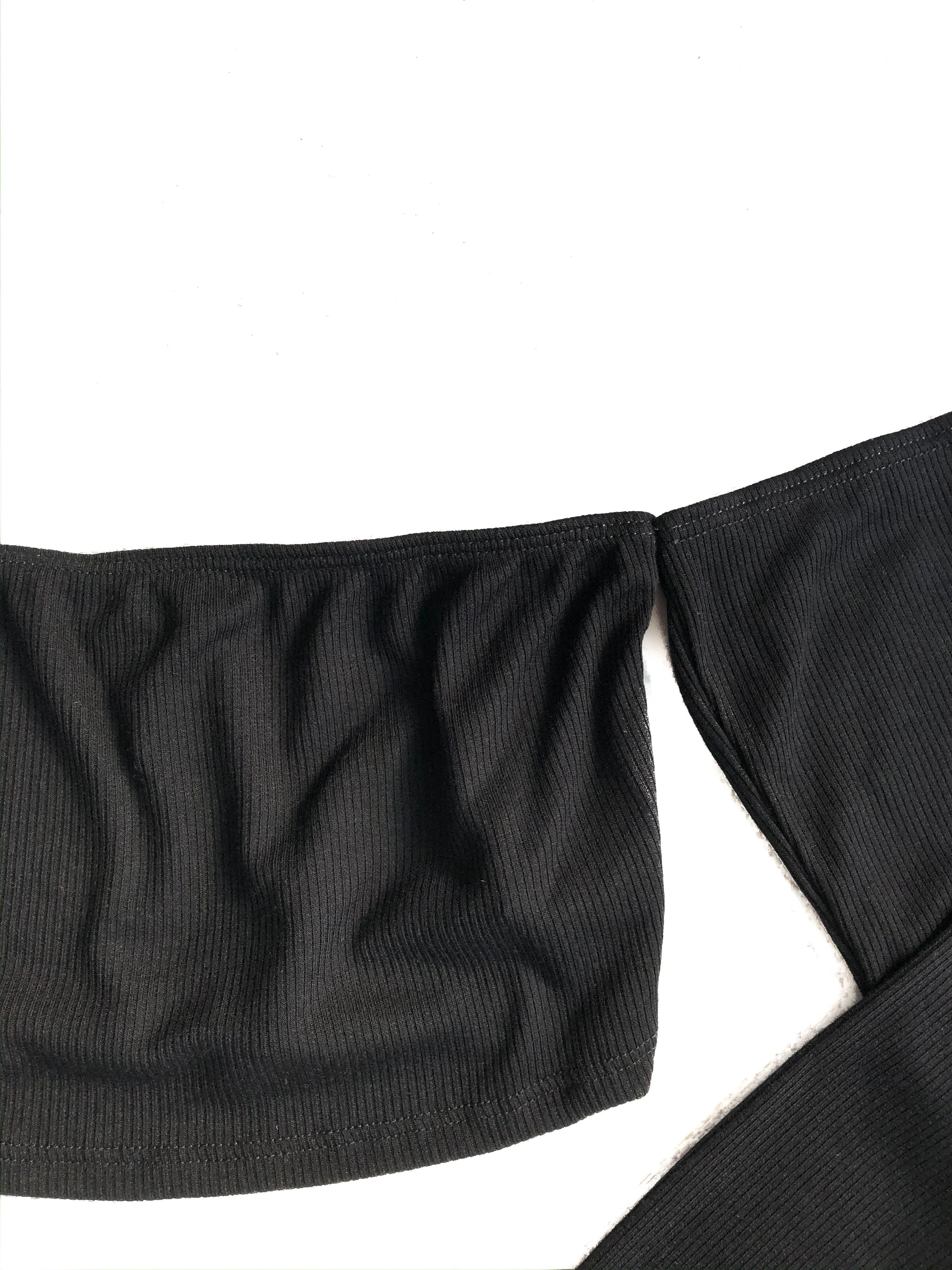 Alex Off-Shoulder Crop Top - Black