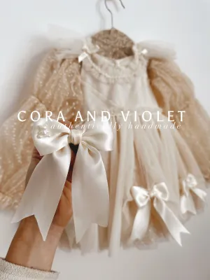 Anita silk bow