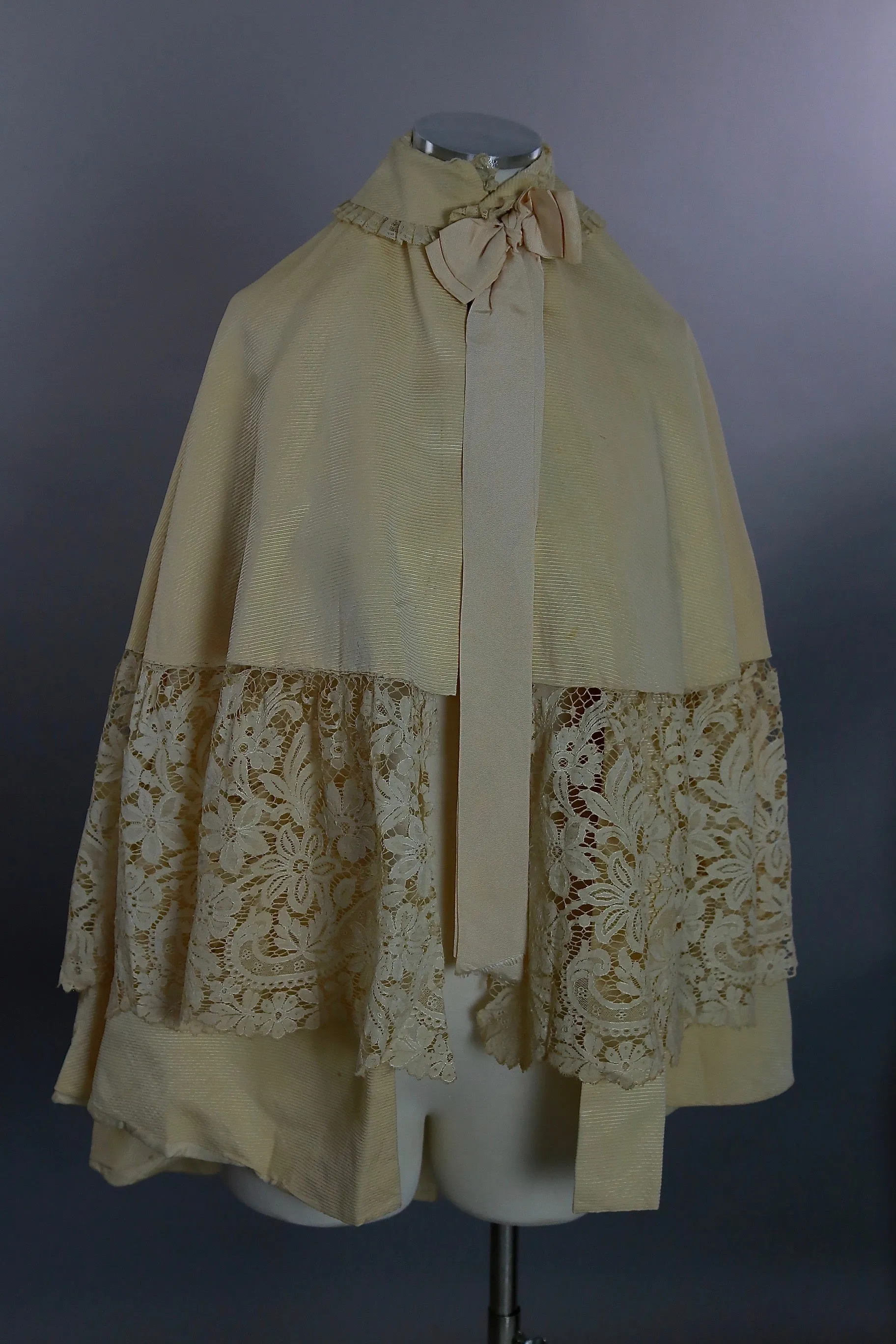 Antique Victorian cape ivory silk with lace trim Civil War era