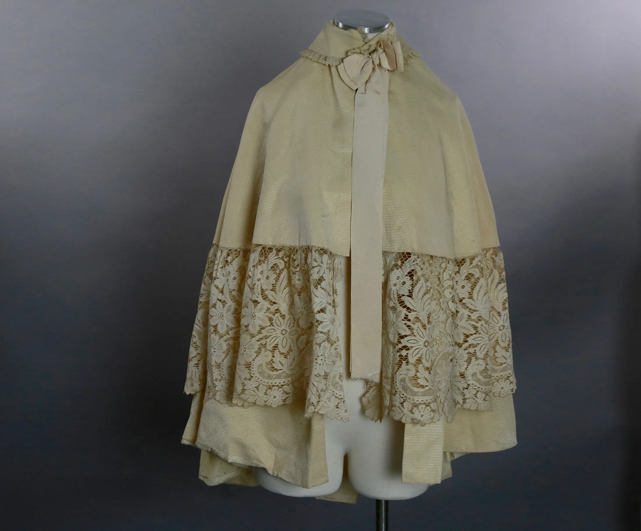 Antique Victorian cape ivory silk with lace trim Civil War era
