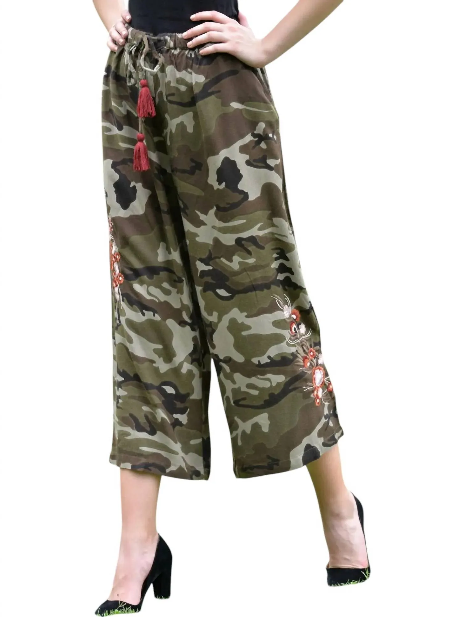 Avani Del Amour - Camouflage Cropped Pants