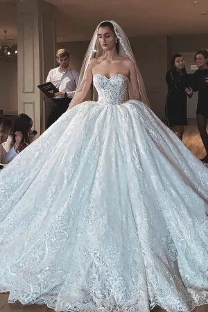 Ball Gown Sweetheart Sweep Train Tulle Applique Wedding Dress