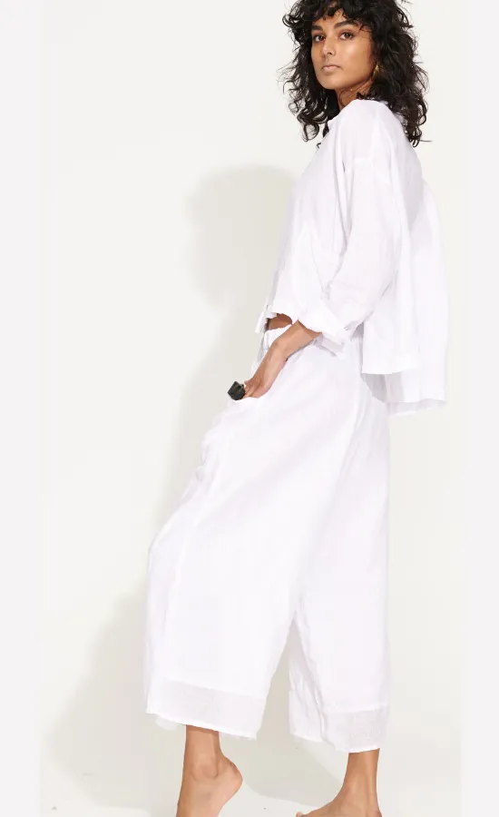 Banana Blue Solid White Pant