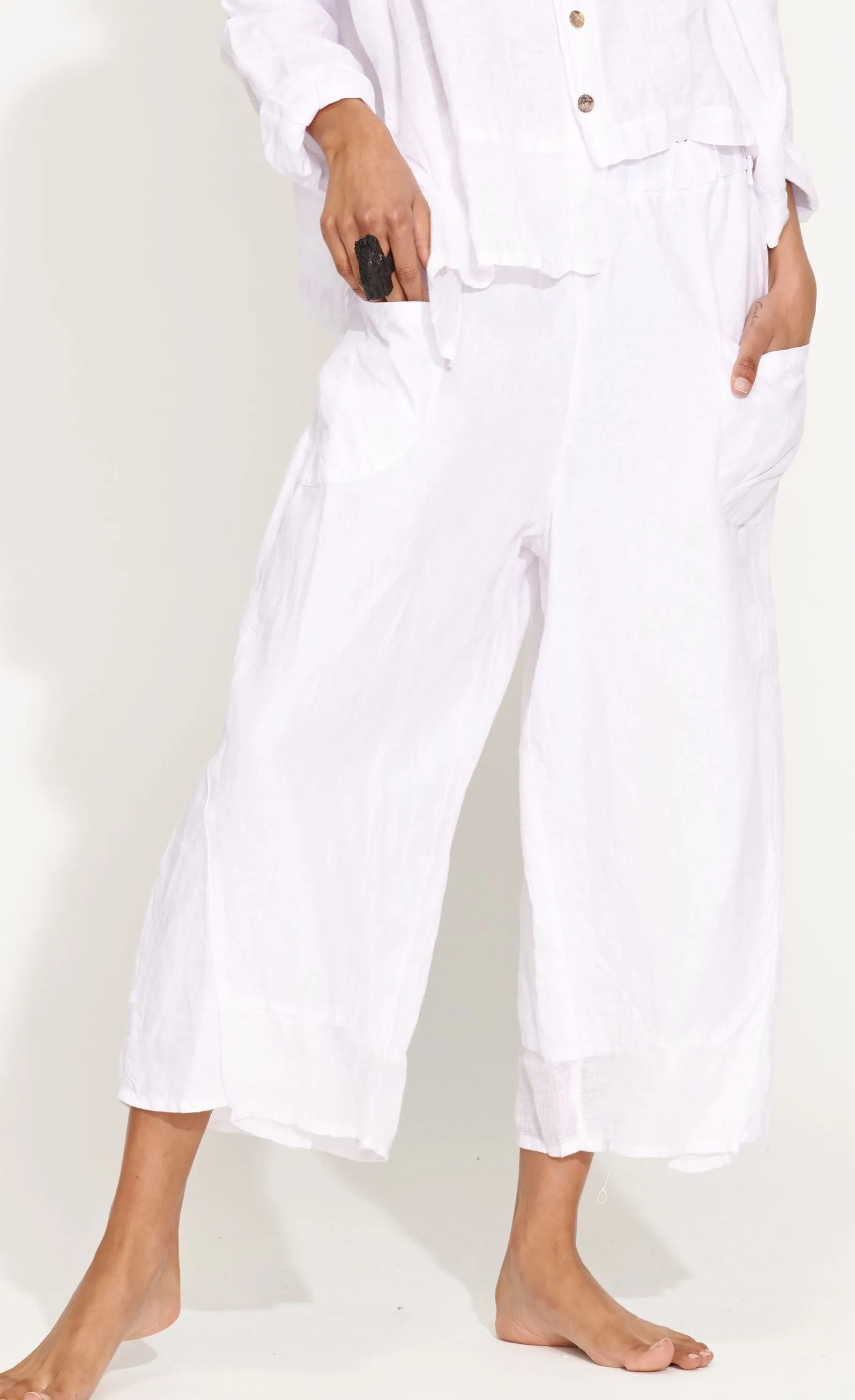 Banana Blue Solid White Pant