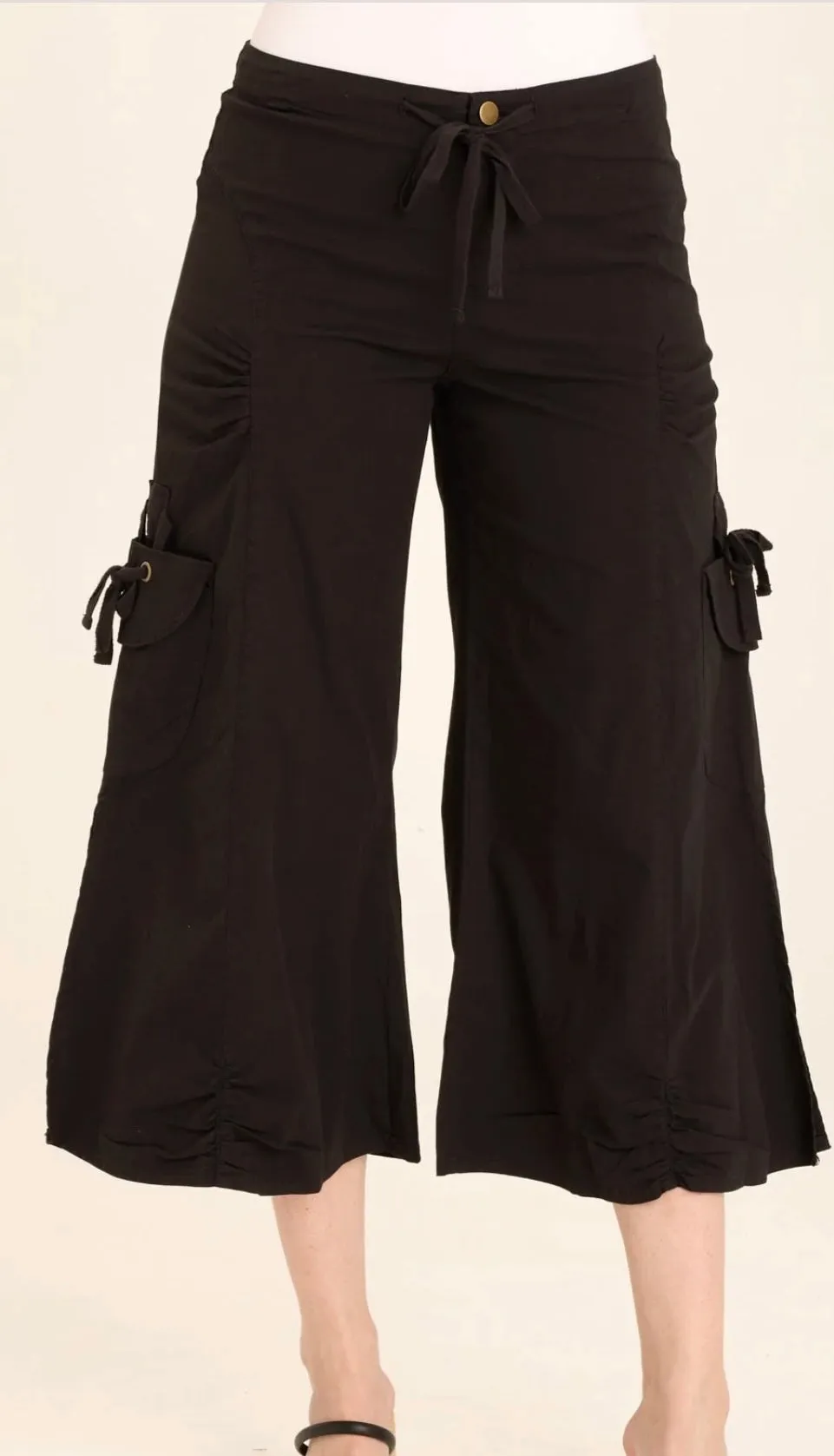 Black Cargo Gaucho Crop