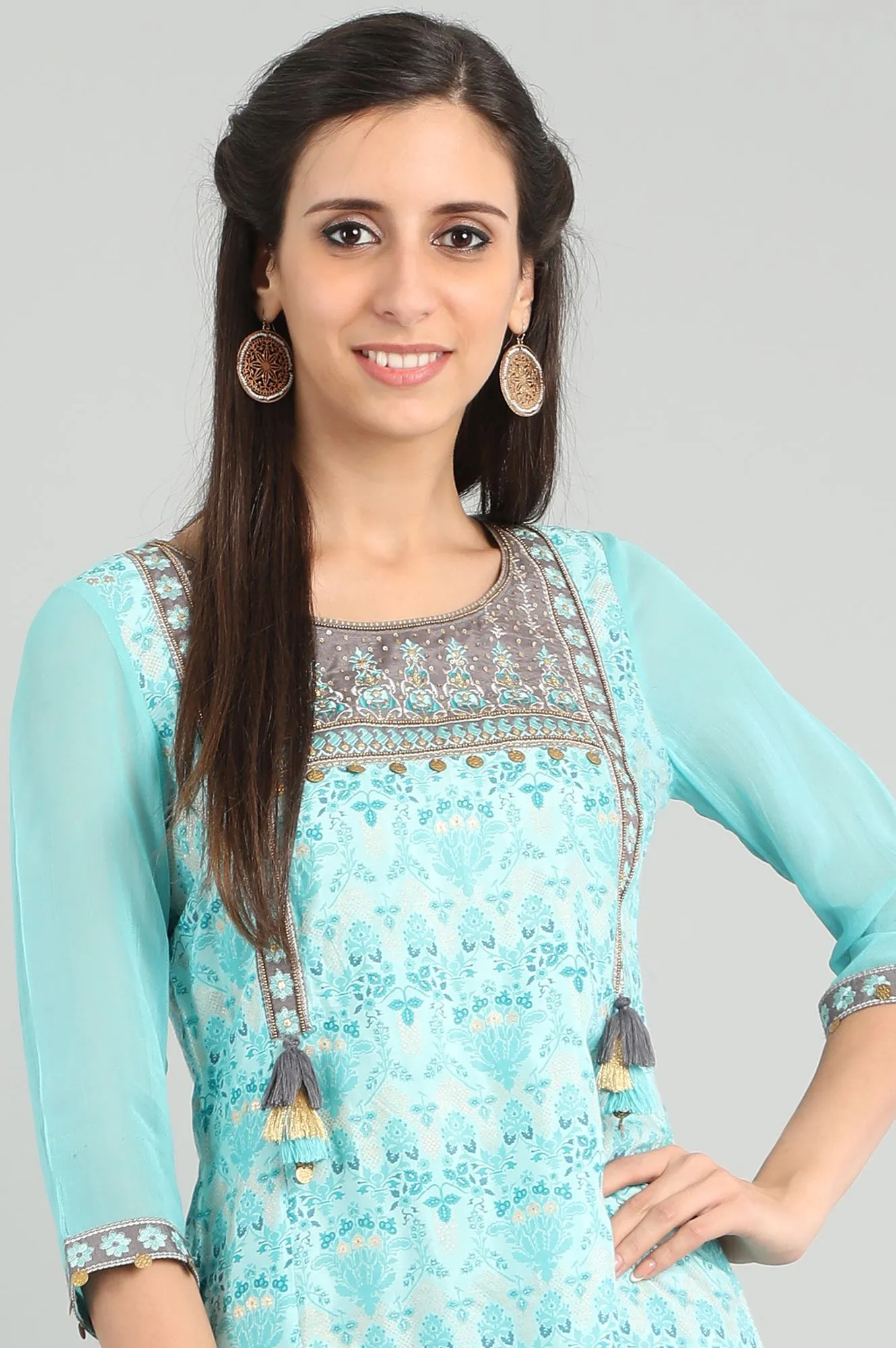 Blue Round Neck Handkerchief Hemline kurta Set