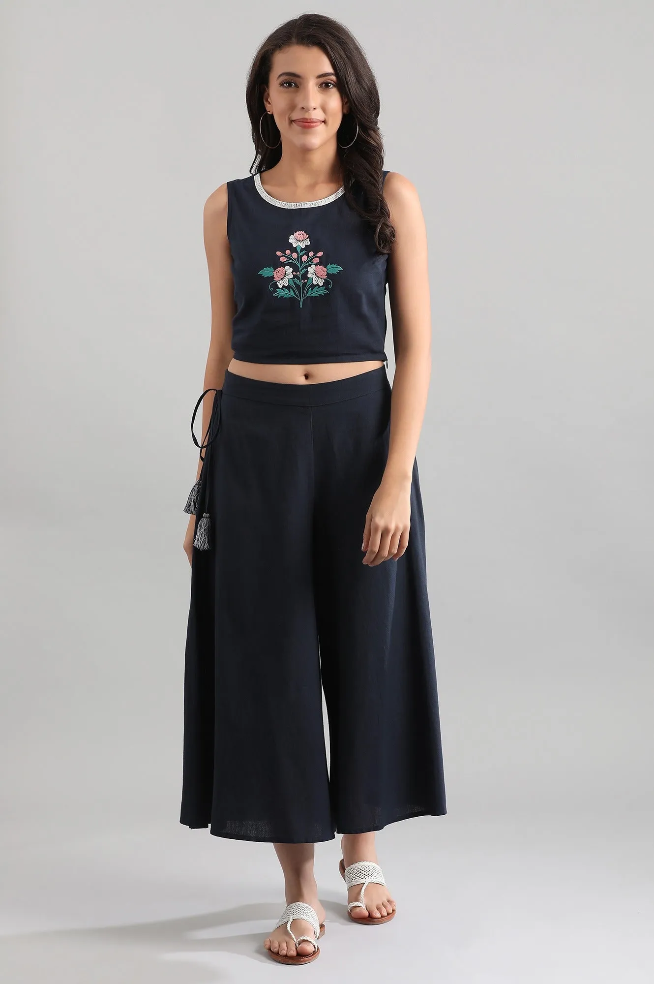Blue Round Neck Set