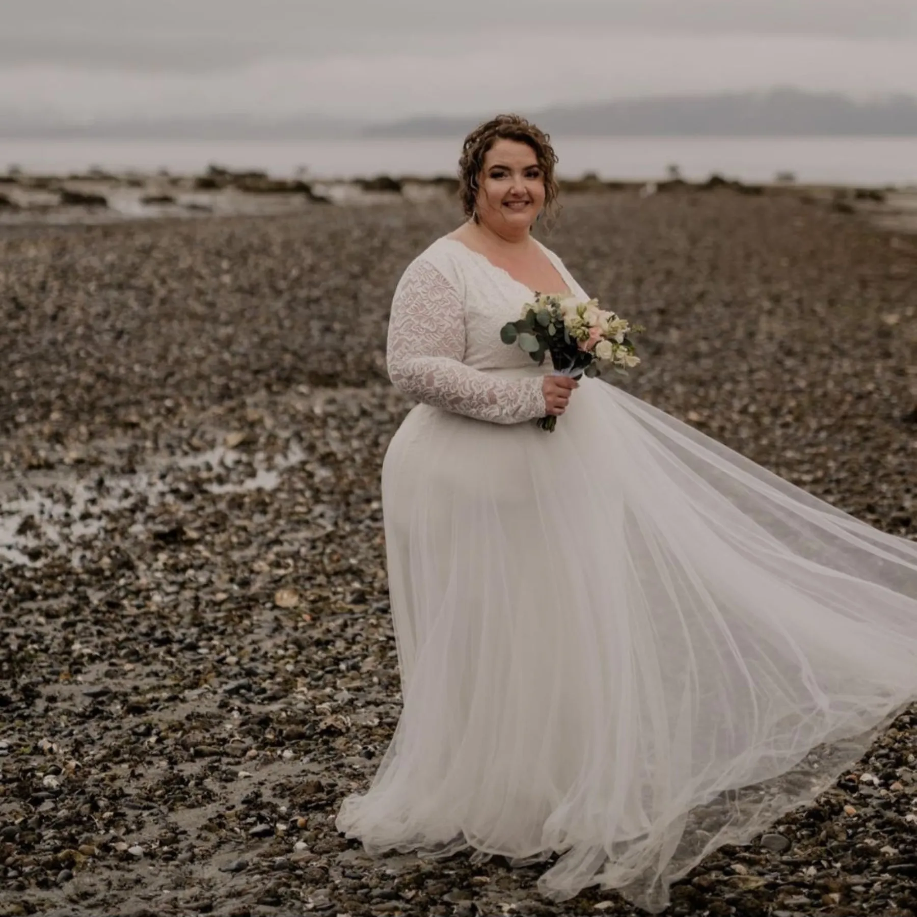Curvy Ivory Tulle Dress #1125