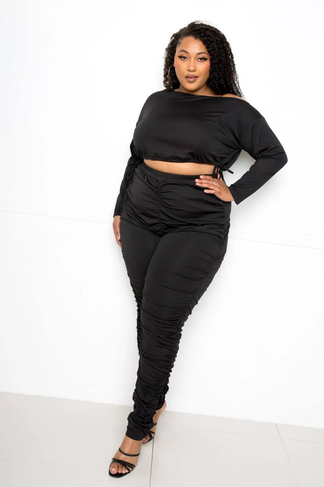 Curvy Ruched Leggings and Off Shoulder Crop Top