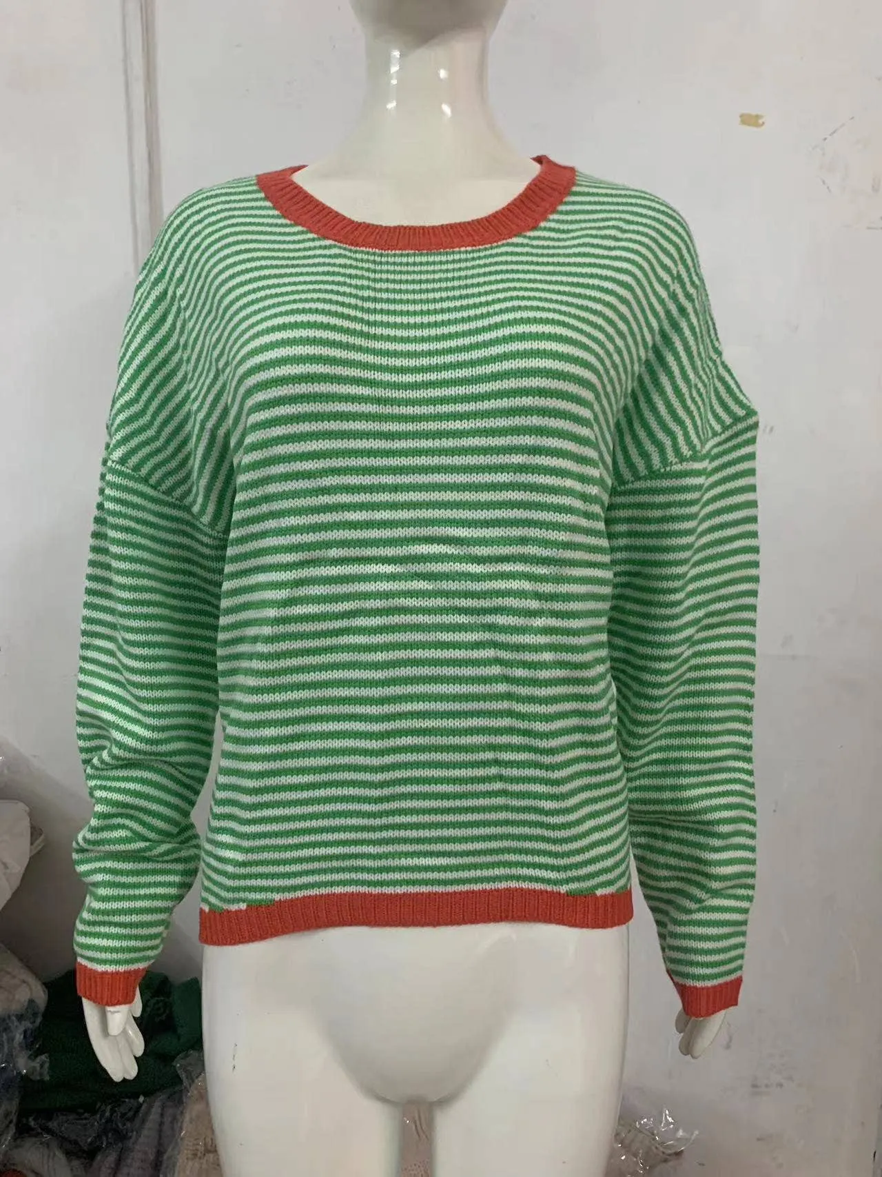 CWOSWL0811_ Long Sleeve Loose Neck Pullover Sweater: White / (XL) 1