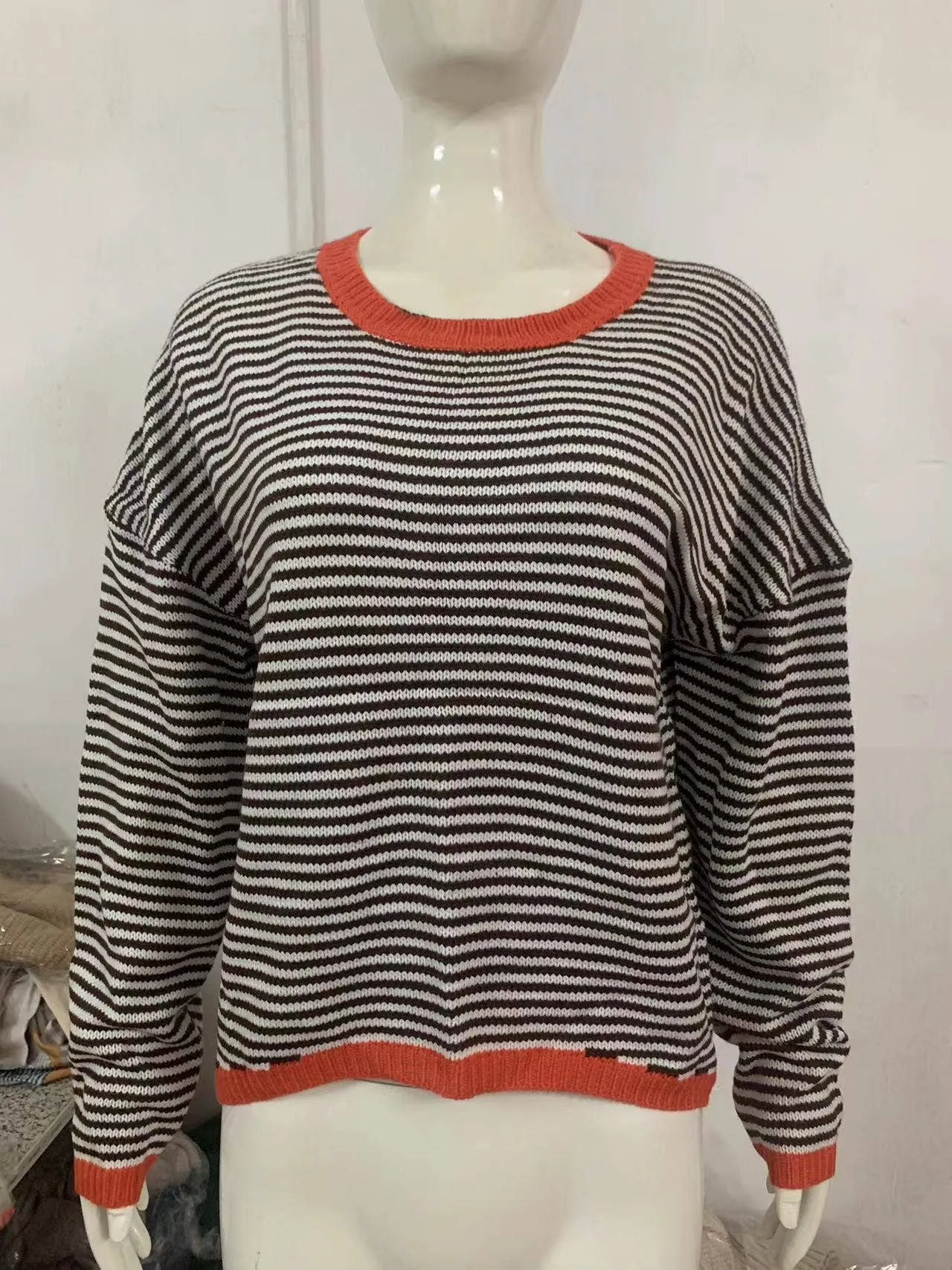 CWOSWL0811_ Long Sleeve Loose Neck Pullover Sweater: White / (XL) 1