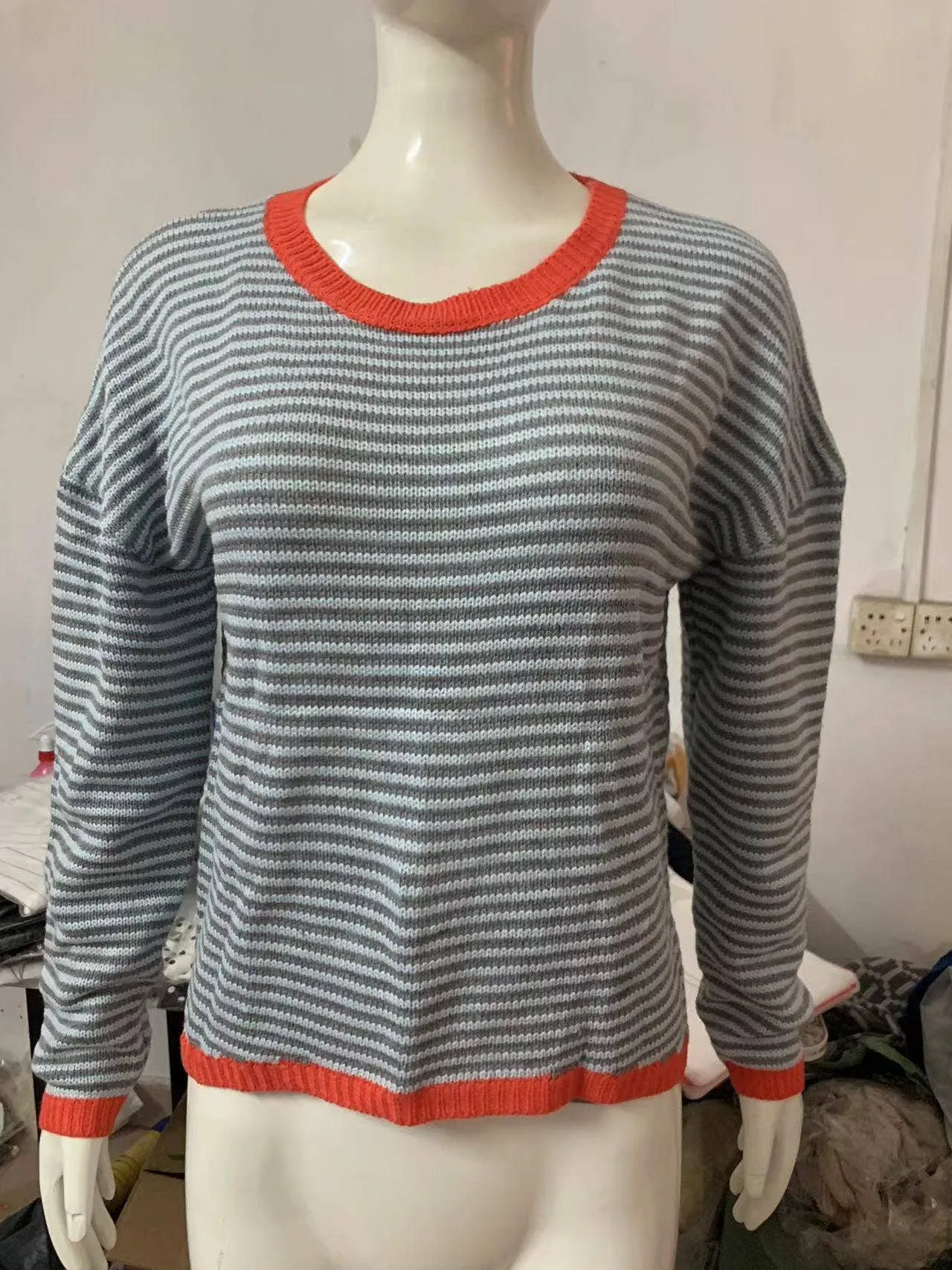 CWOSWL0811_ Long Sleeve Loose Neck Pullover Sweater: White / (XL) 1