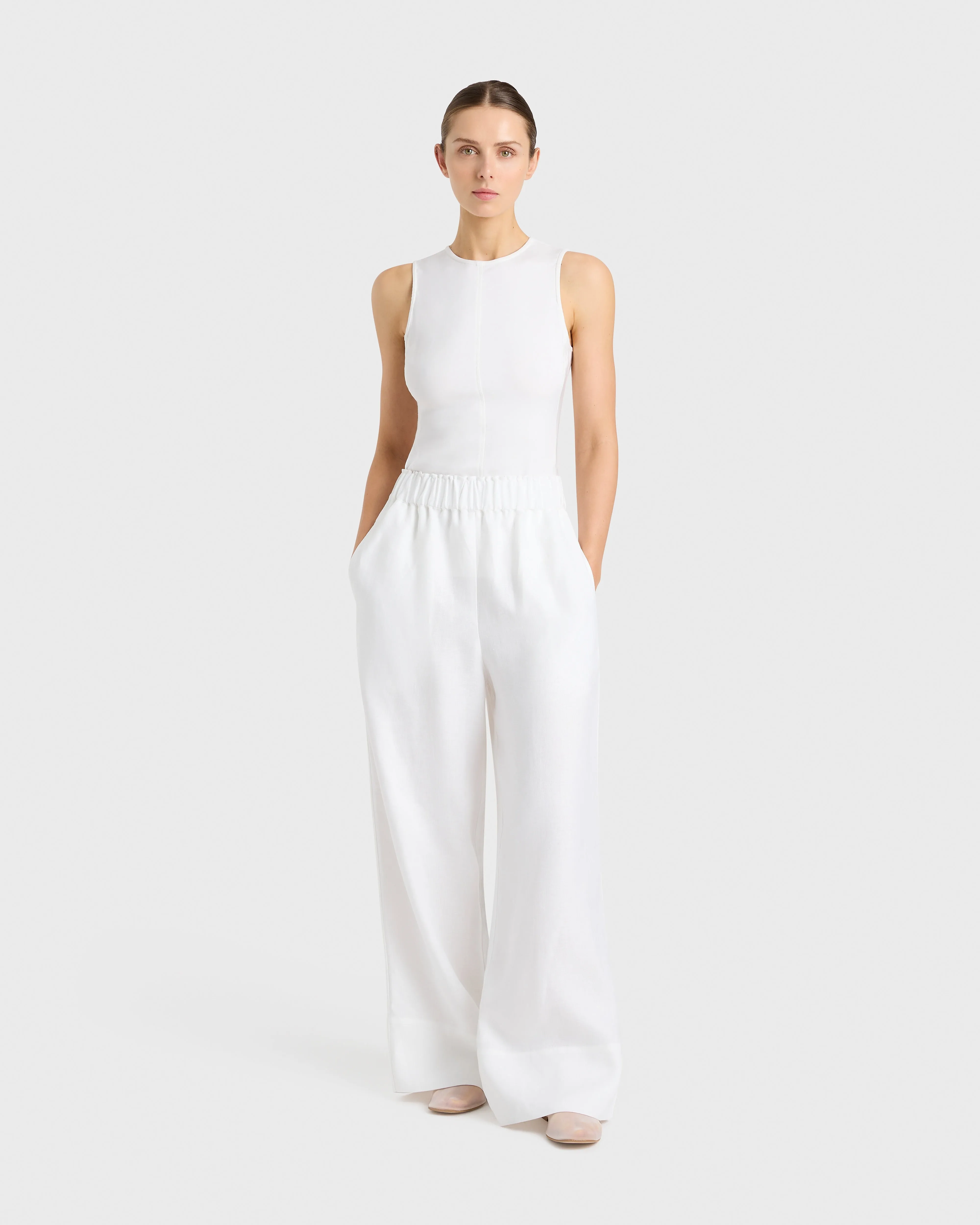 Delphi Universal Pant - White