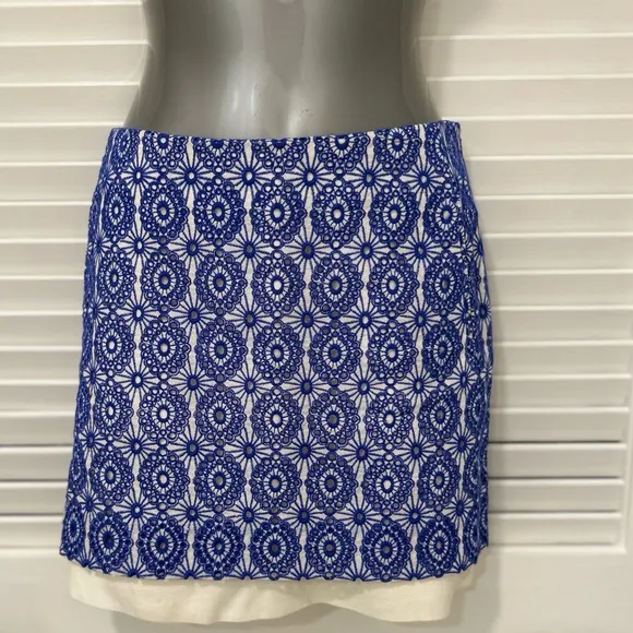 Diane Von Furstenberg Elley Lace Bud Eyelet Micro Miniskirt size 8