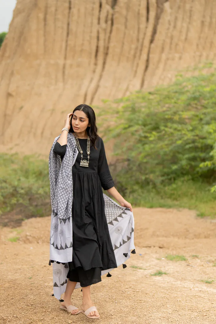Ebony Black Kurta Set