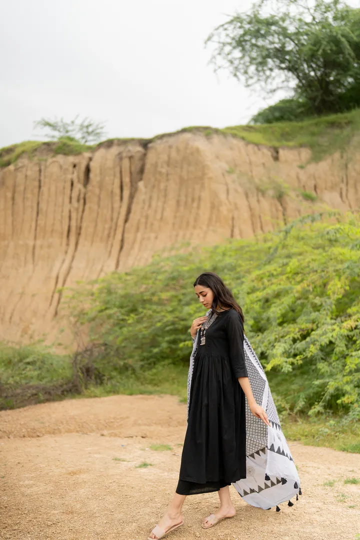 Ebony Black Kurta Set