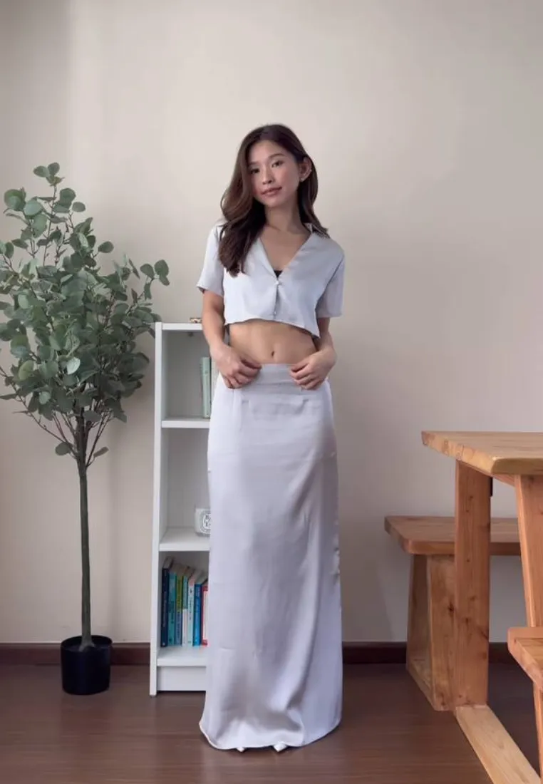 Edge Grey V Neck Turn Down Collar Buttons Up Short Sleeve Crop Top