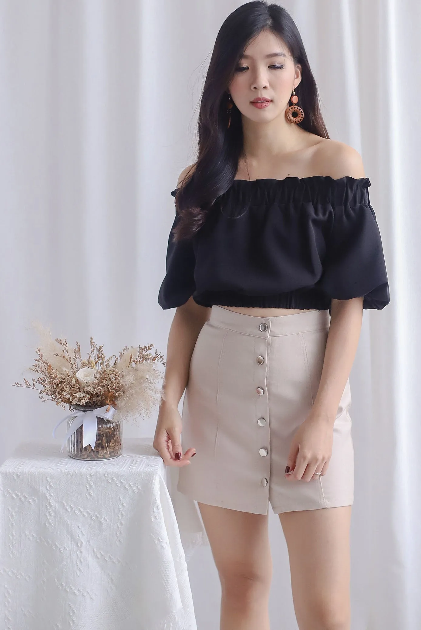 Eliot Off Shoulder Top In Black