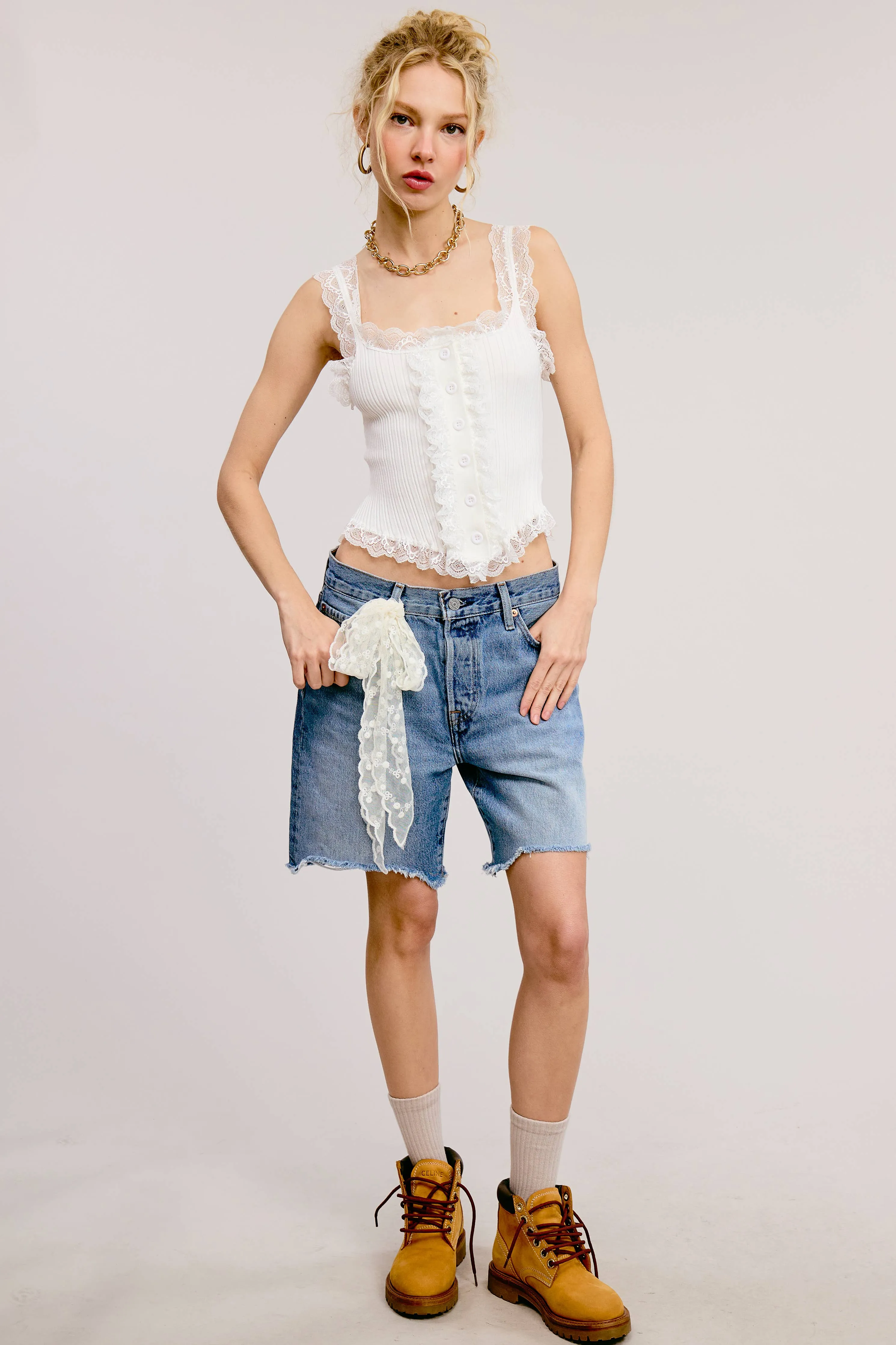 Elle Scalloped Lace Trim Tank Top