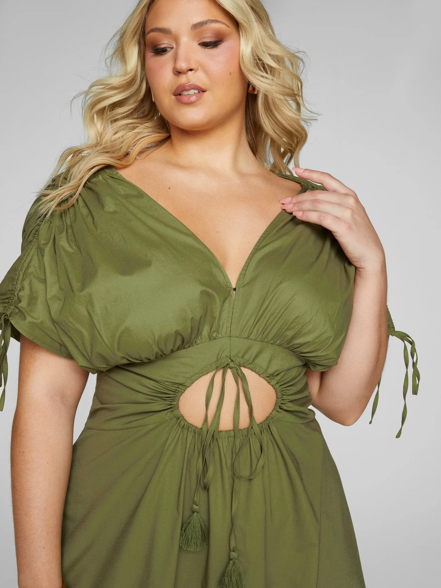 Fashion To Figure - Alyssa Cutout Ruched Waist Maxi Dress
