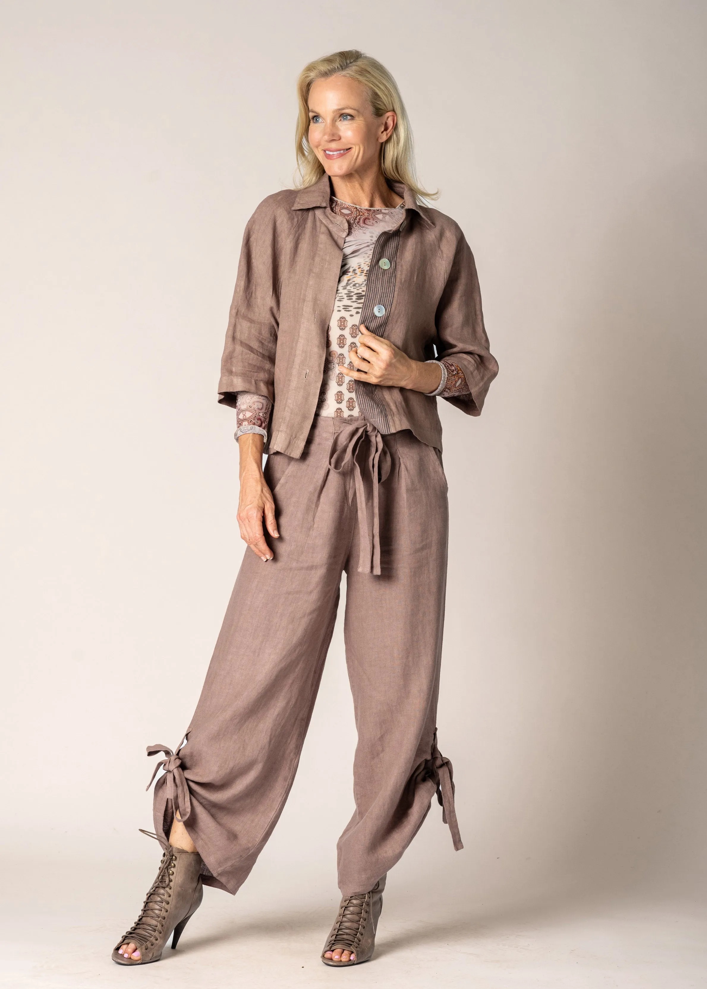 Gabriella Linen Pants in Milk Chocolate