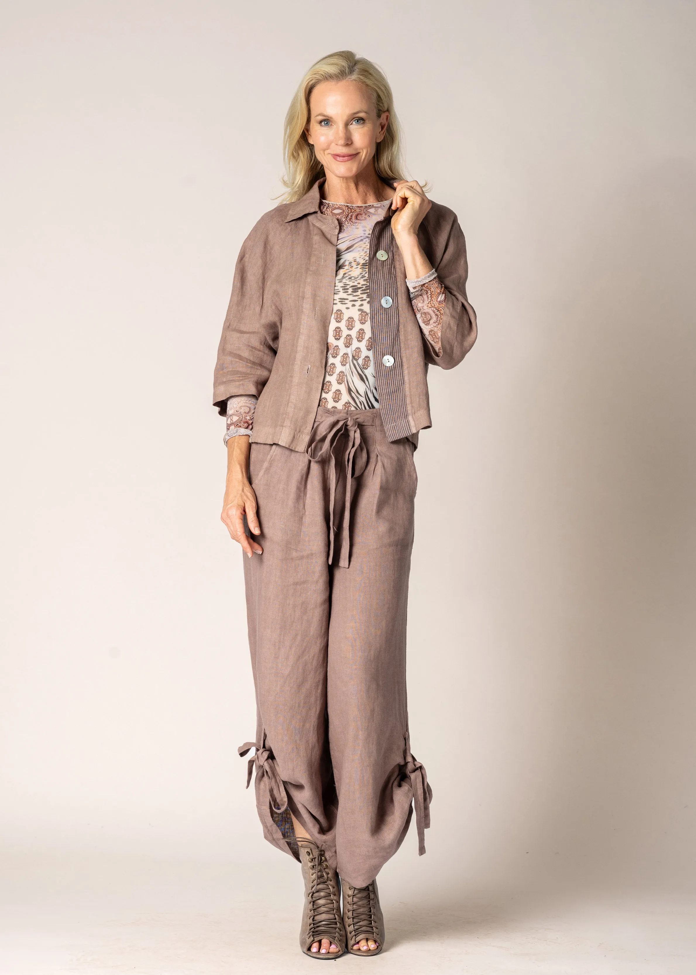 Gabriella Linen Pants in Milk Chocolate