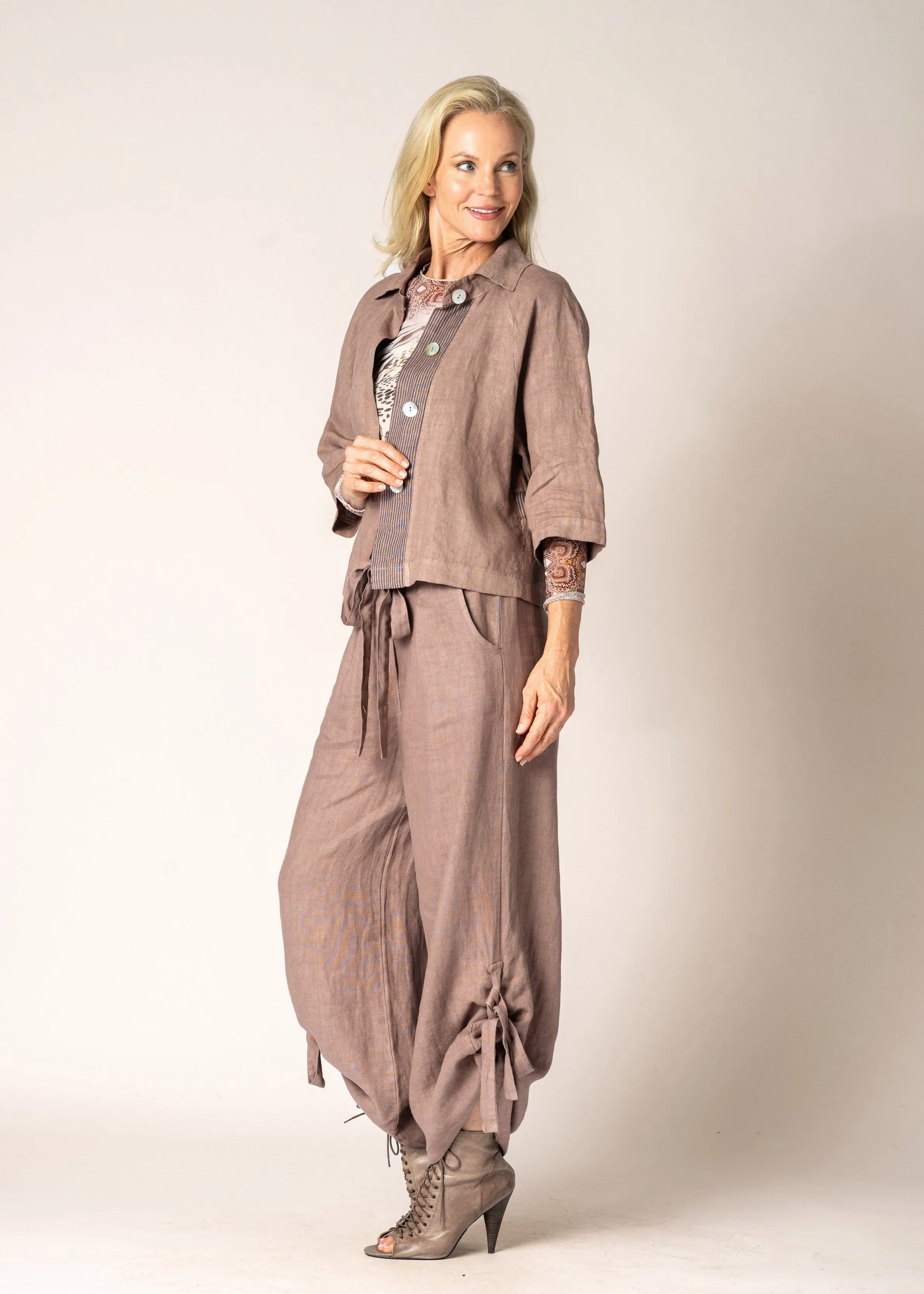 Gabriella Linen Pants in Milk Chocolate