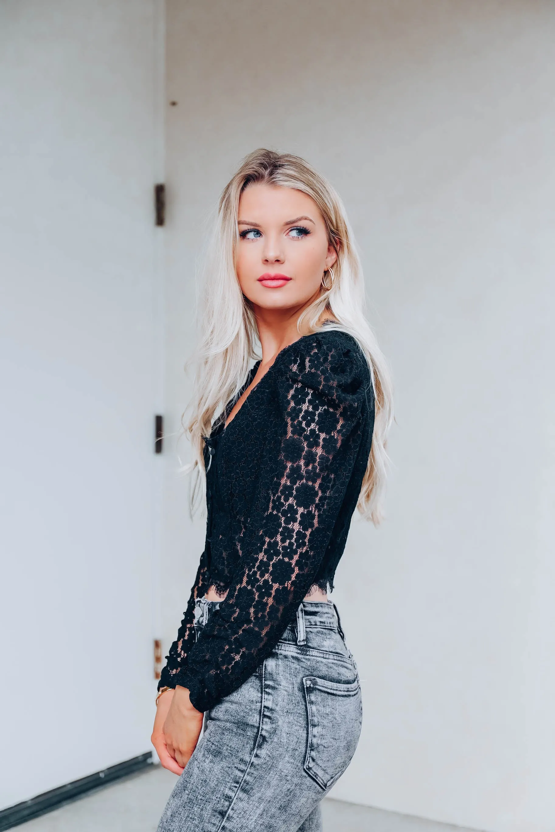 Giovanna Sheer Lace Crop Top - Black