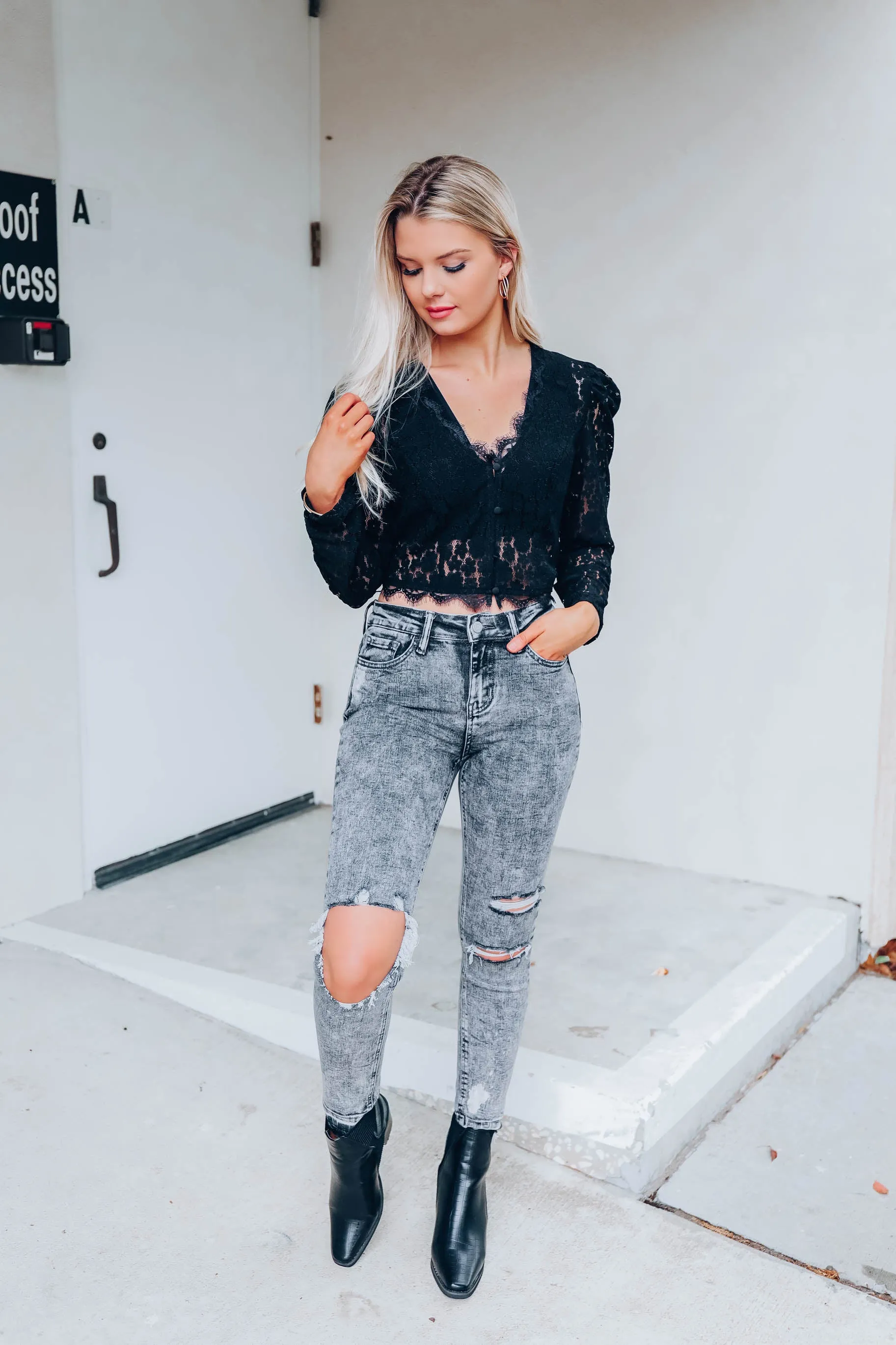 Giovanna Sheer Lace Crop Top - Black