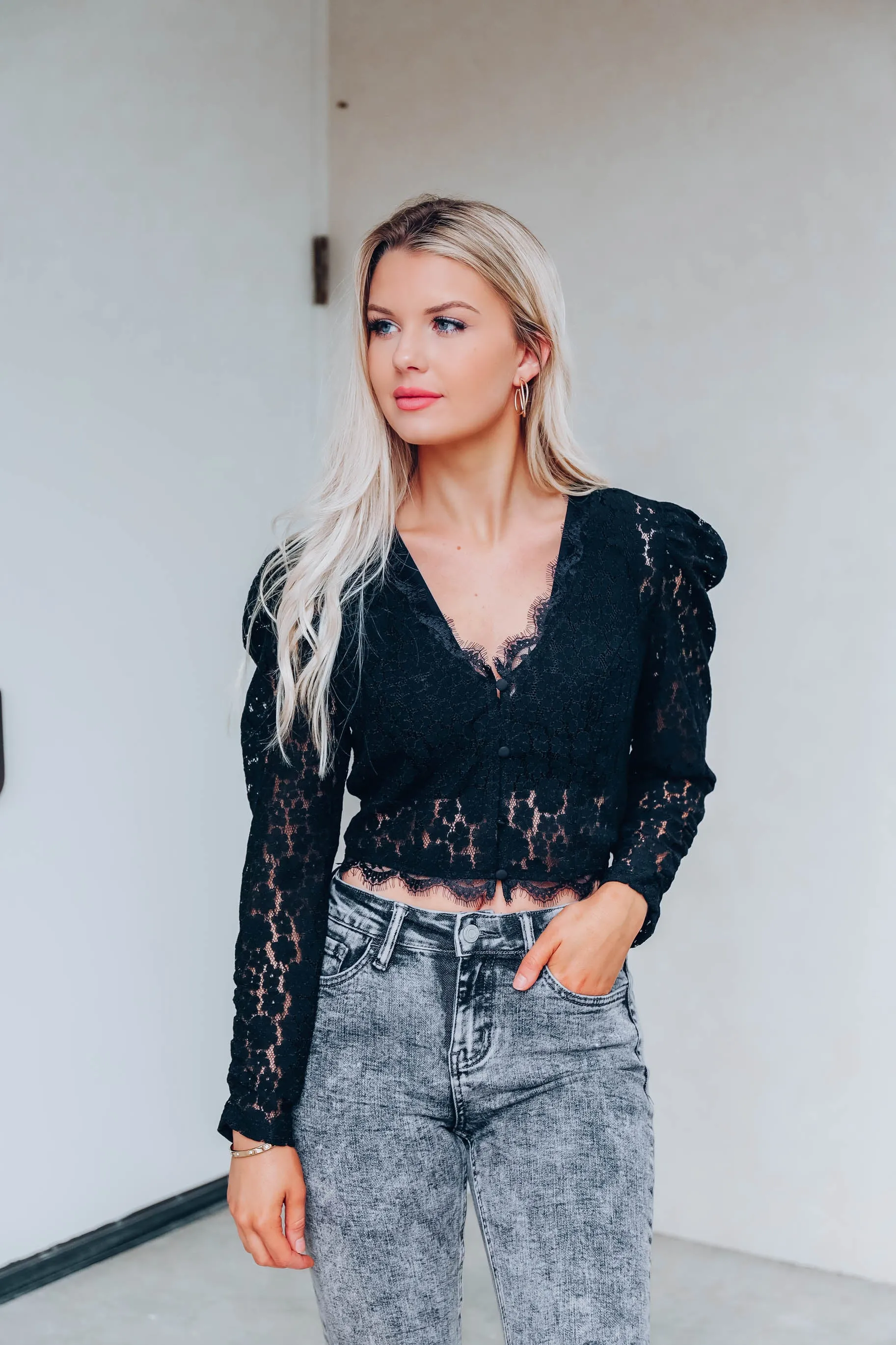 Giovanna Sheer Lace Crop Top - Black