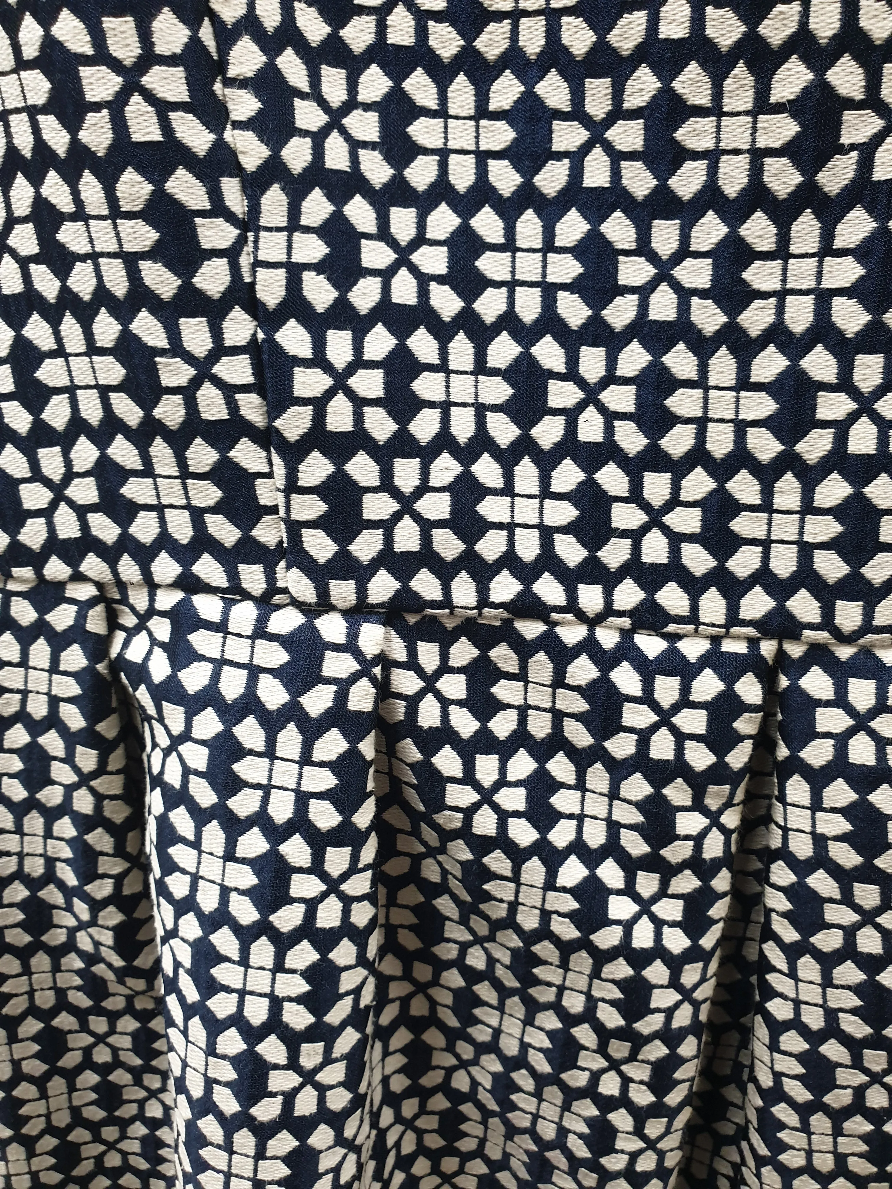 Gorman sleeveless blue and white embroidered dress size 12, best fits 10