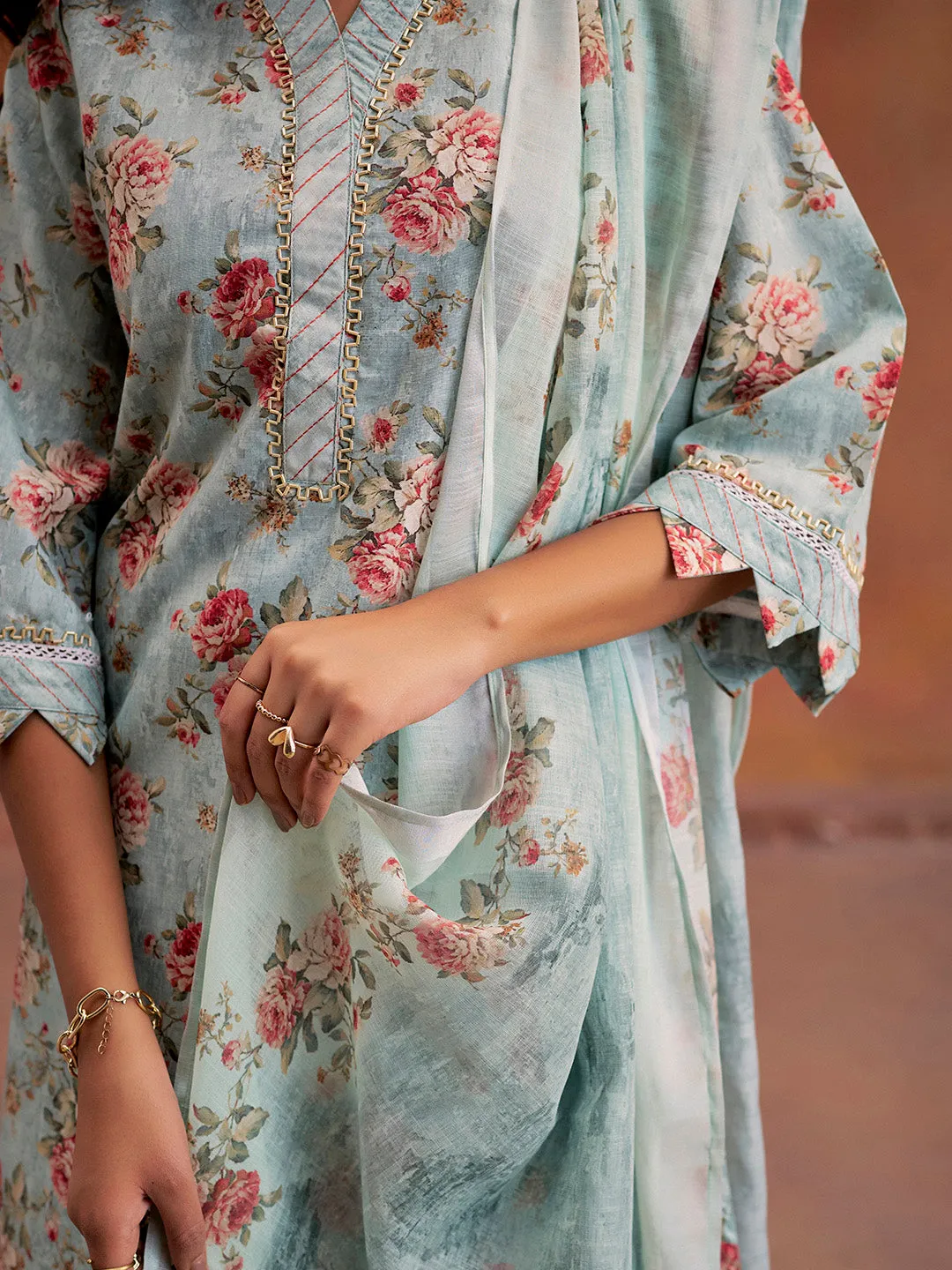 Green Embellished Floral Printed Festive Kurta Set With Dupatta