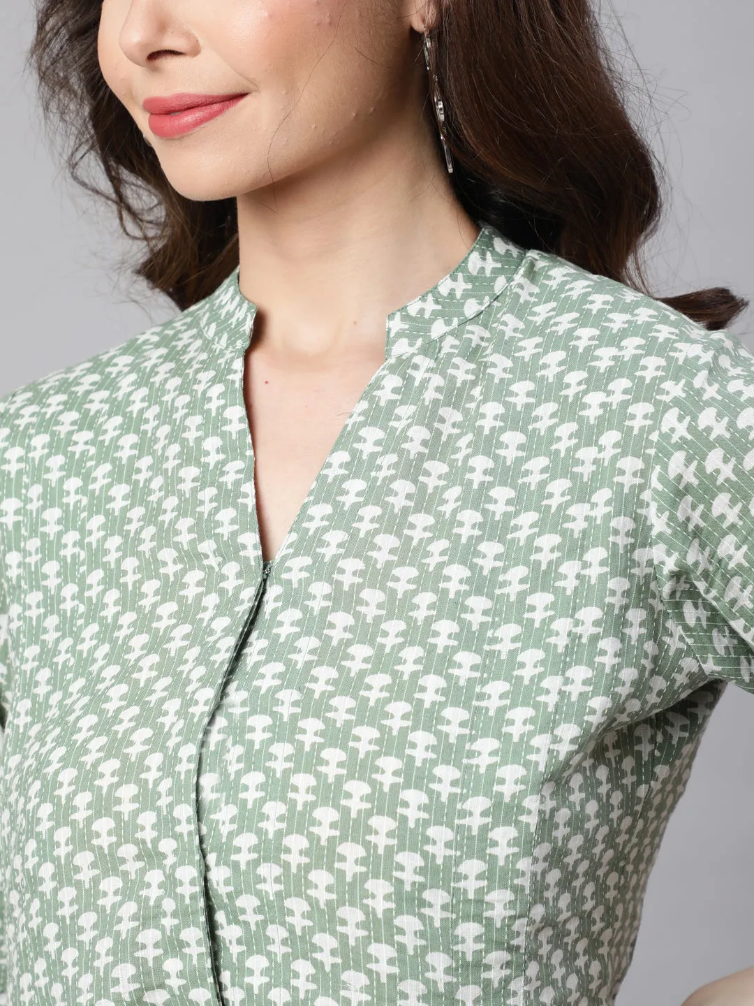 Green Woven Printed Pleated Top