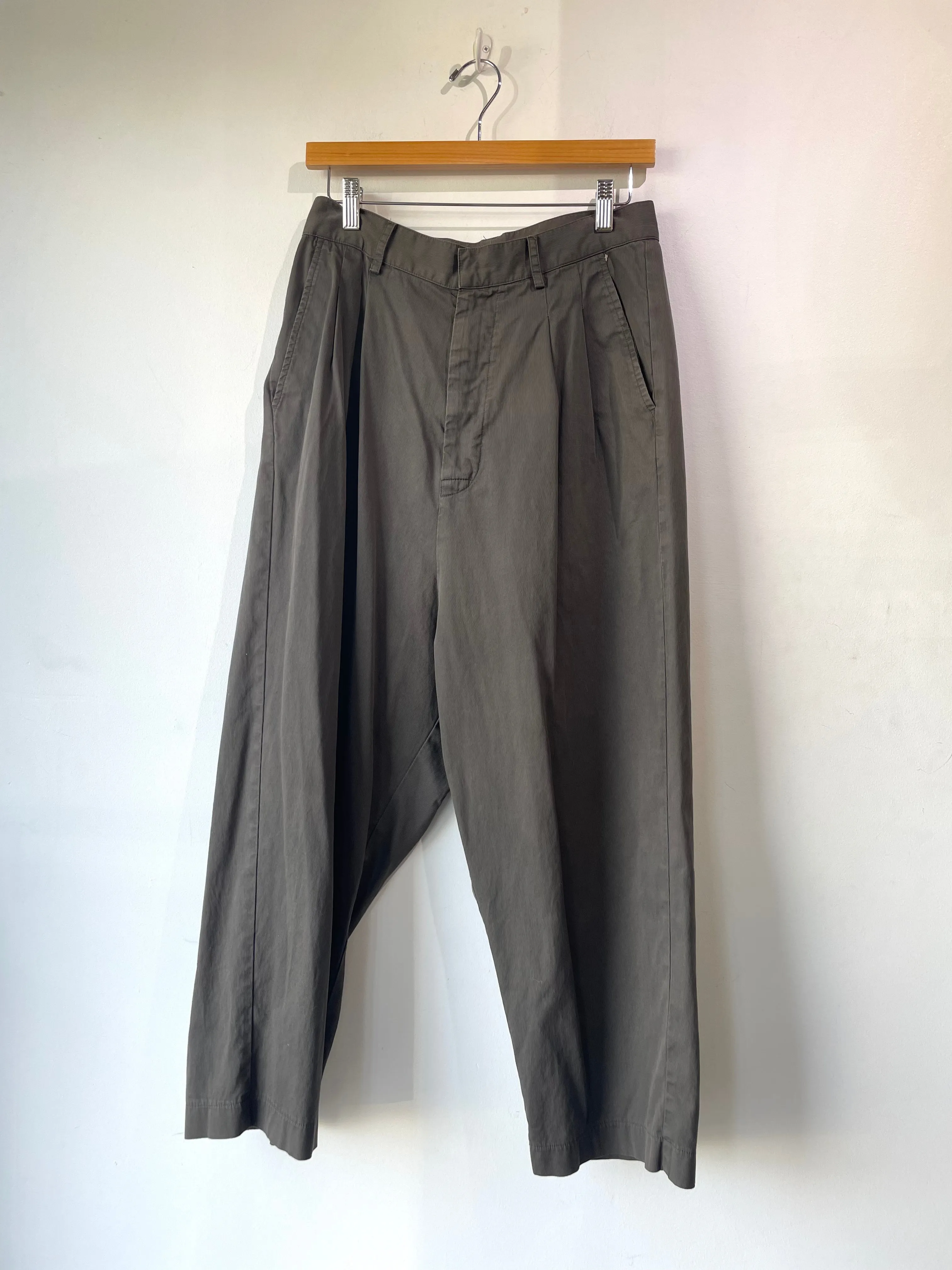 Hache Charcoal Grey Pleated Pants