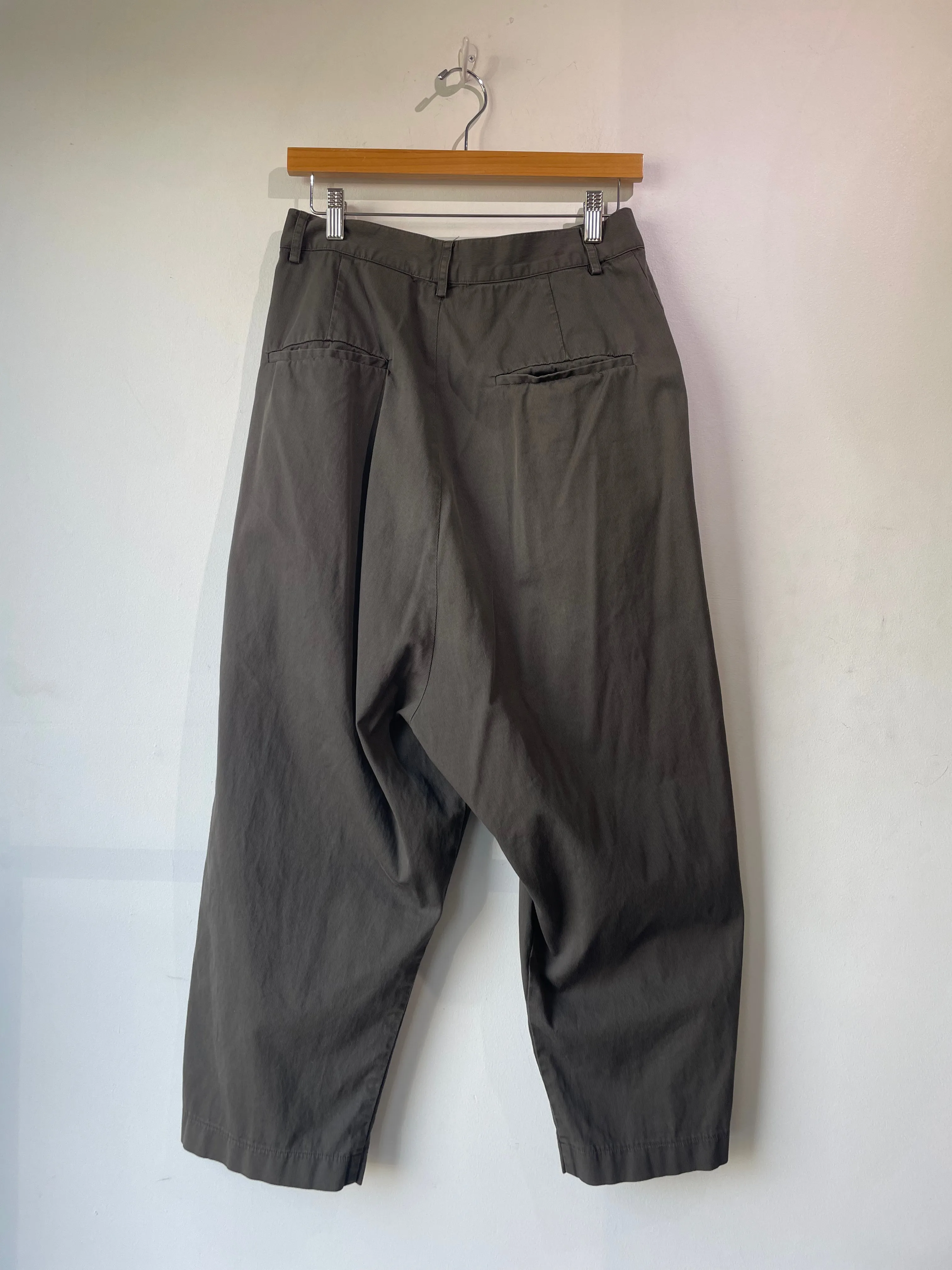 Hache Charcoal Grey Pleated Pants
