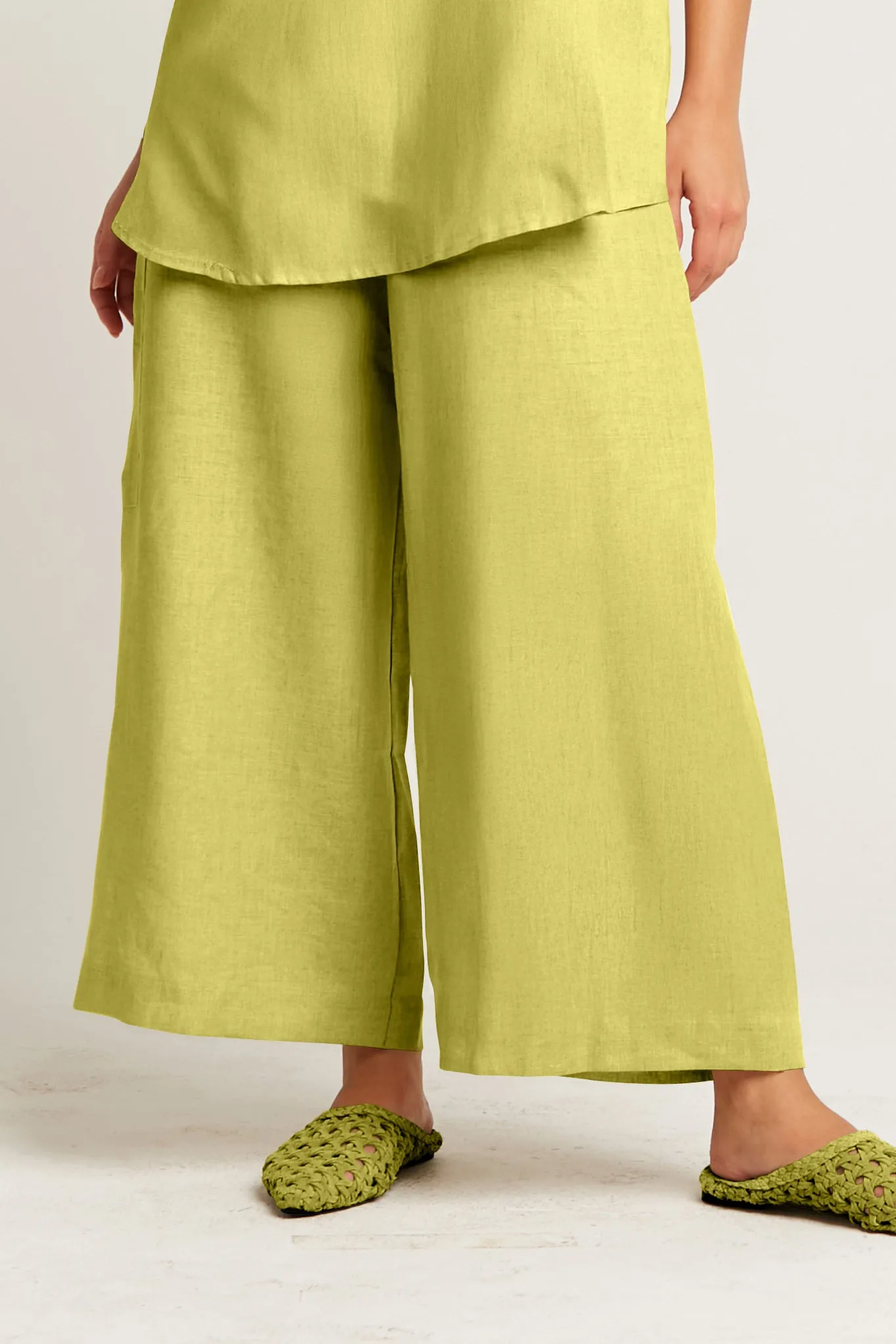 Handkerchief Linen Crop Gaucho Pants
