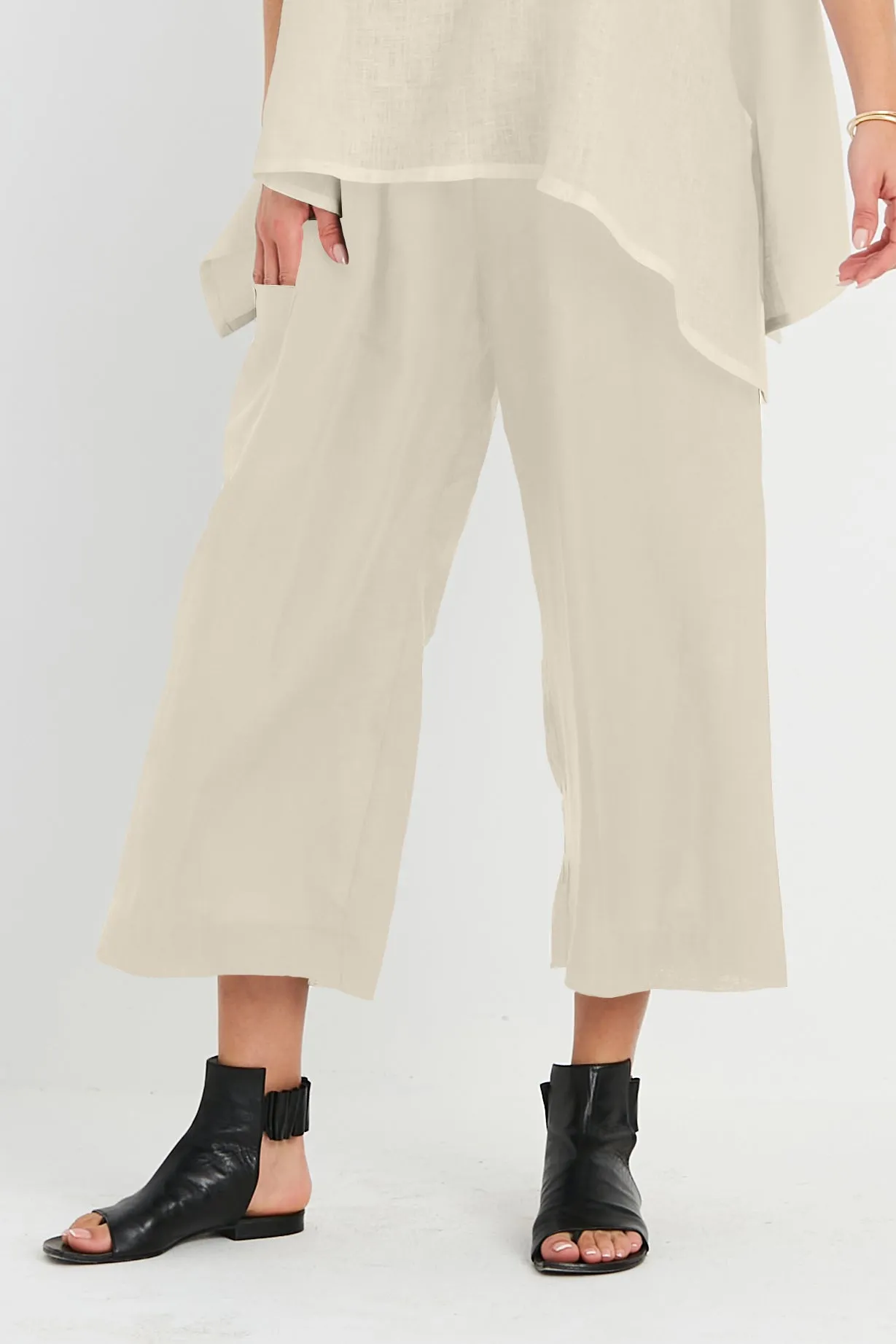 Handkerchief Linen Crop Gaucho Pants
