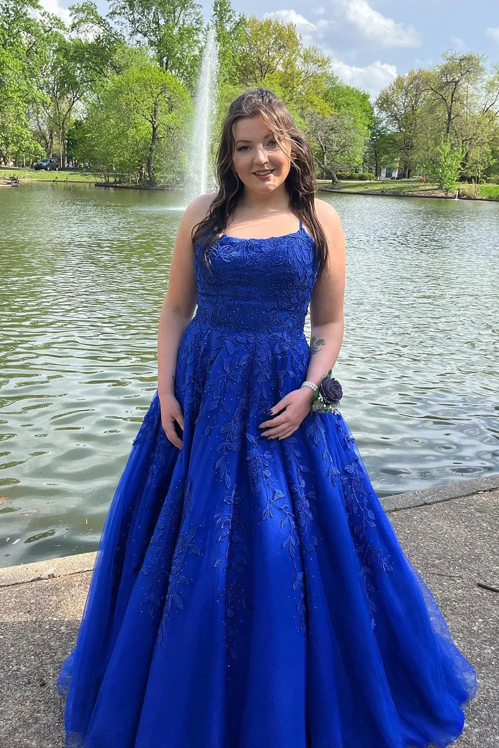 Hot 2024 Royal Blue Lace Applique Prom Dresses A Line Long UK Evening Gown