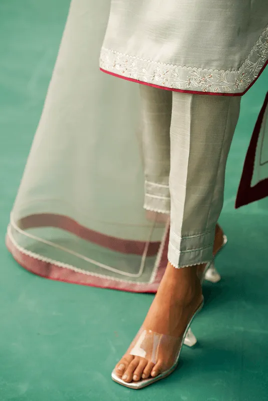 Husn (THREE PIECE)