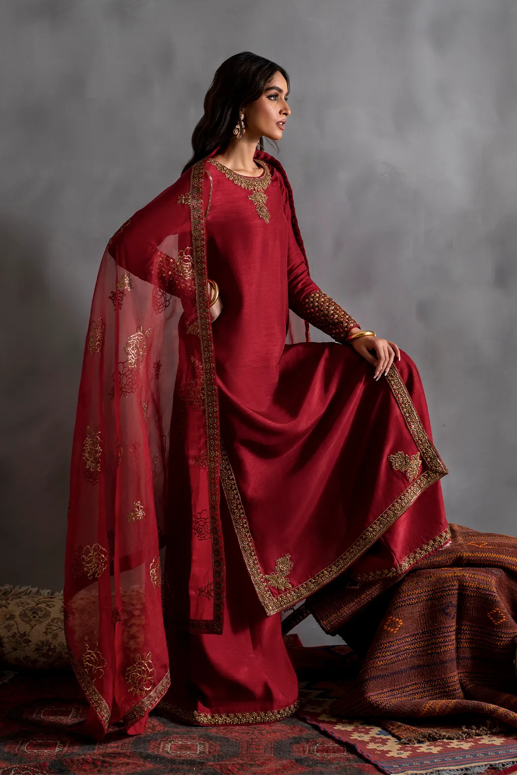 IRS-13 | LUXE RAW SILK | IZNIK