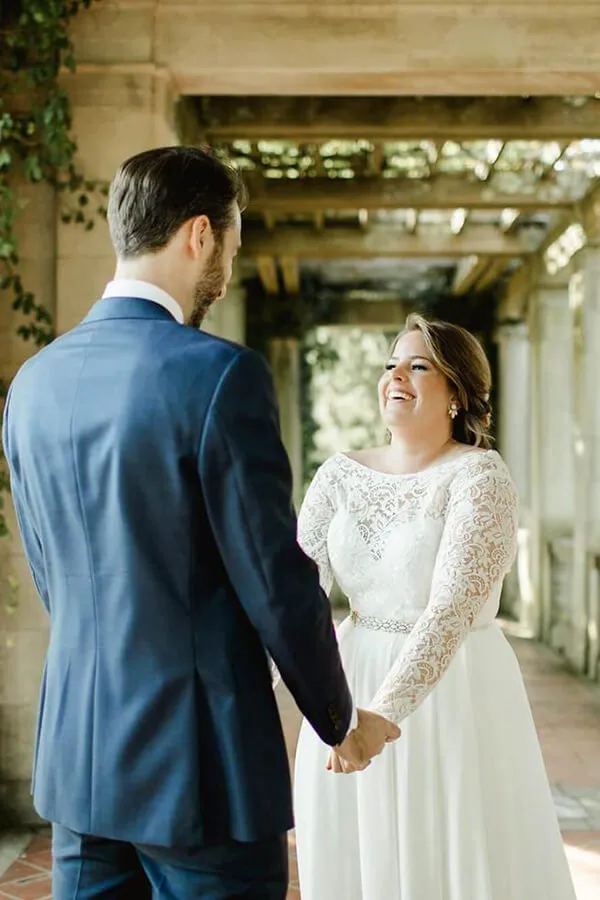 Ivory Chiffon Lace A-line Scoop Plus Size Long Sleeves Wedding Dresses, MW585