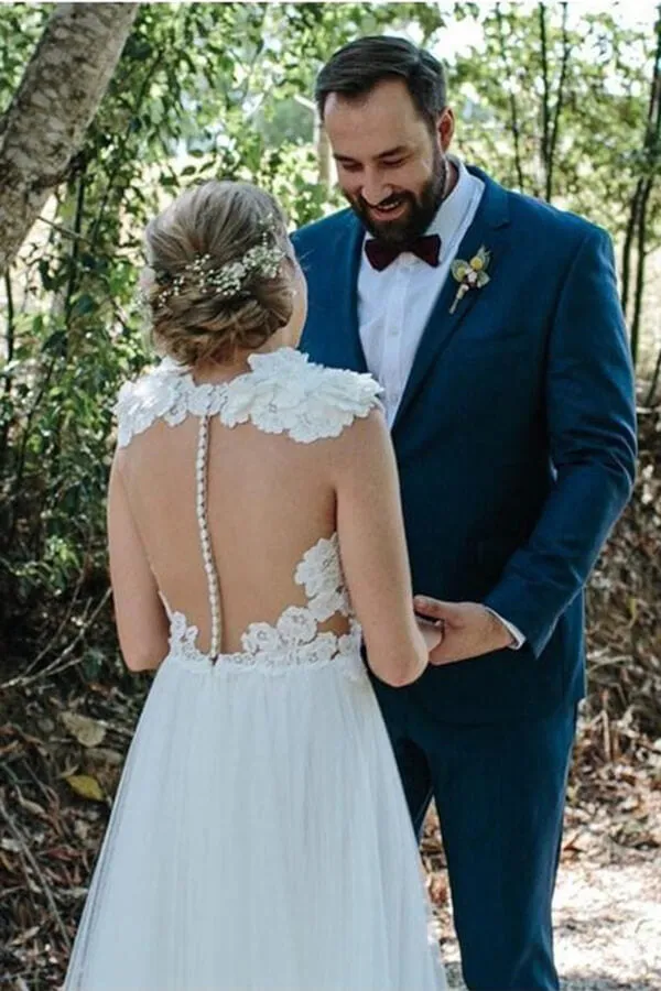Ivory Tulle Rustic Lace Appliques V-neck Wedding Dresses, Bridal Gowns, MW565