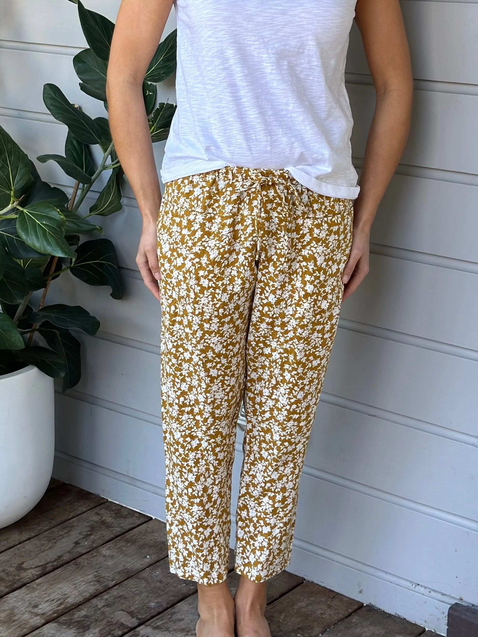 jessie pants - turmeric floral linen